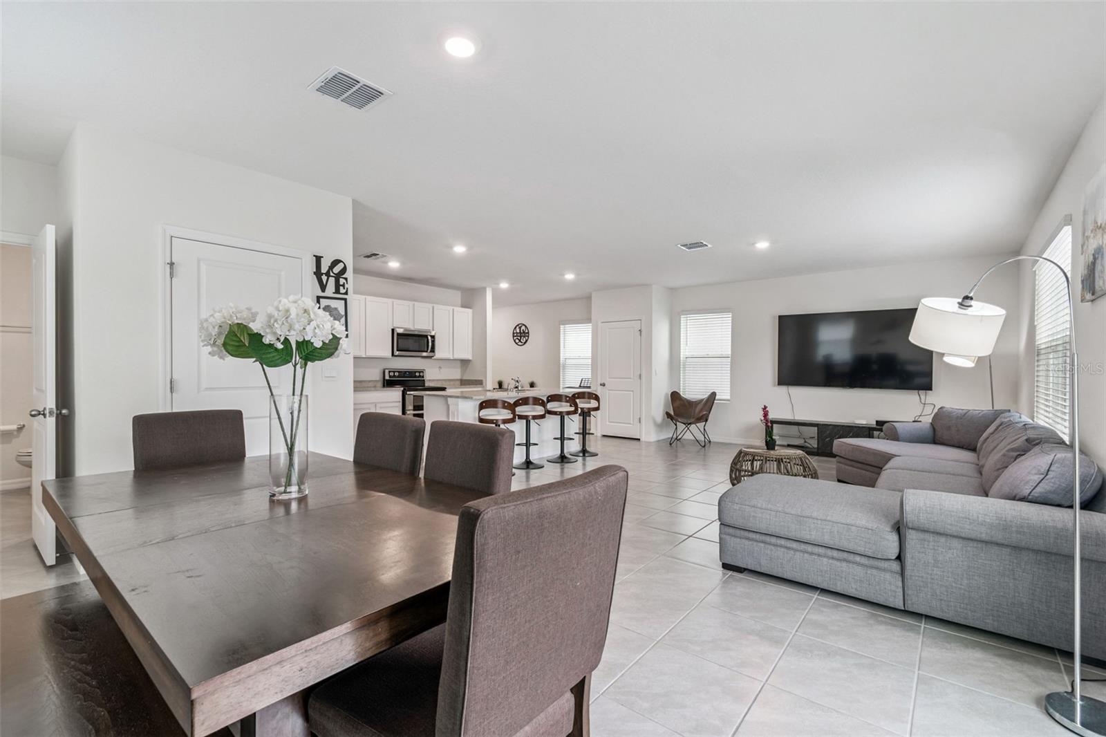 5667 CHORLEYWOOD LN — photo 19