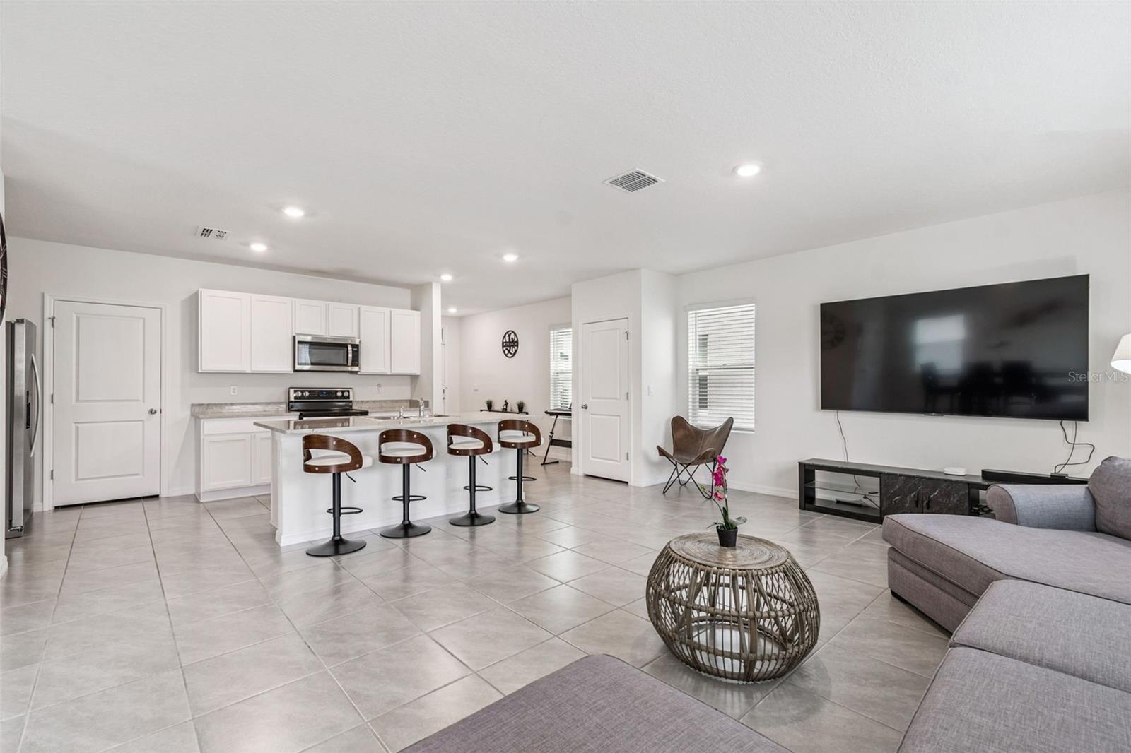 5667 CHORLEYWOOD LN — photo 13