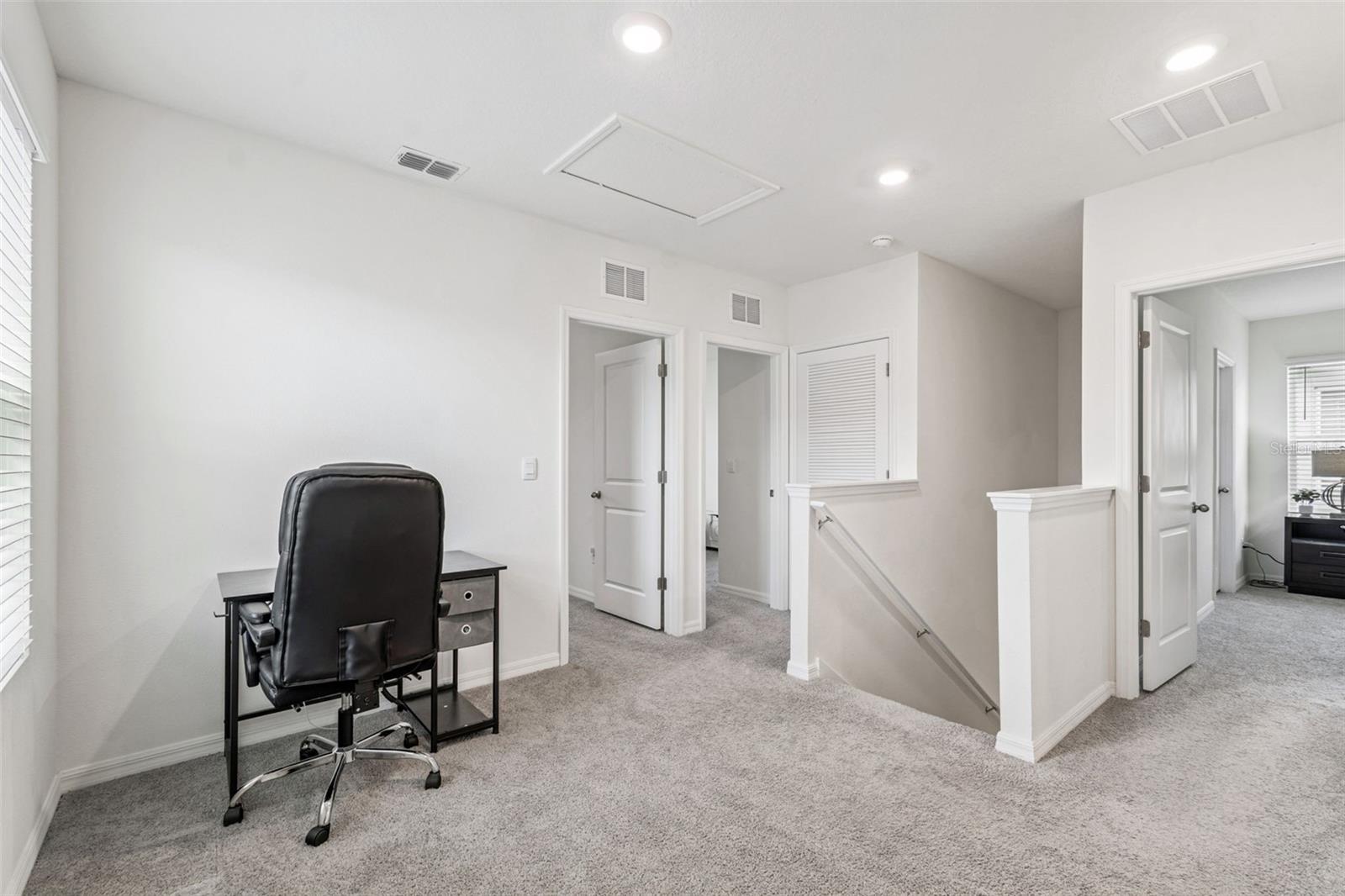 5667 CHORLEYWOOD LN — photo 27