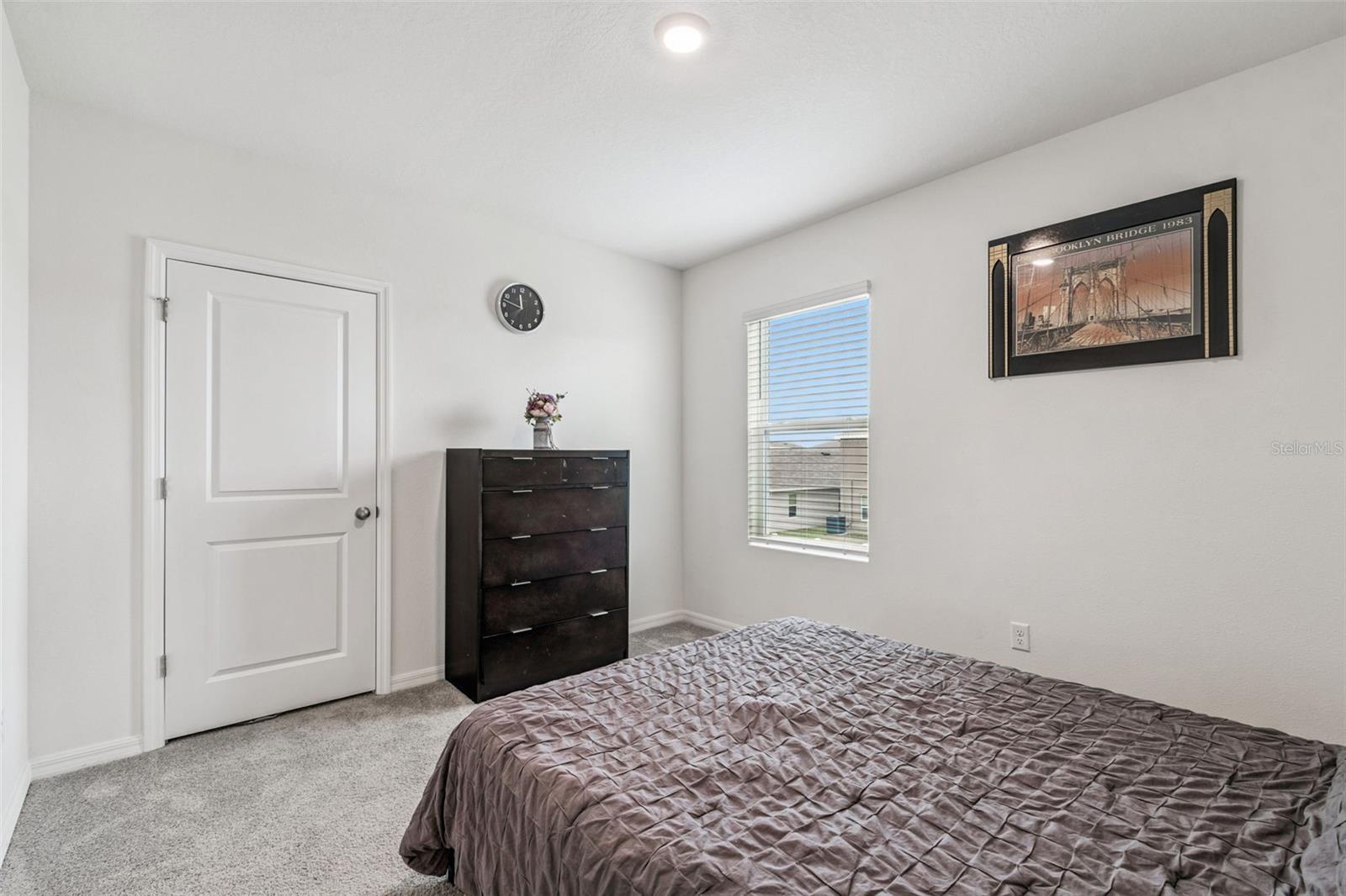 5667 CHORLEYWOOD LN — photo 40