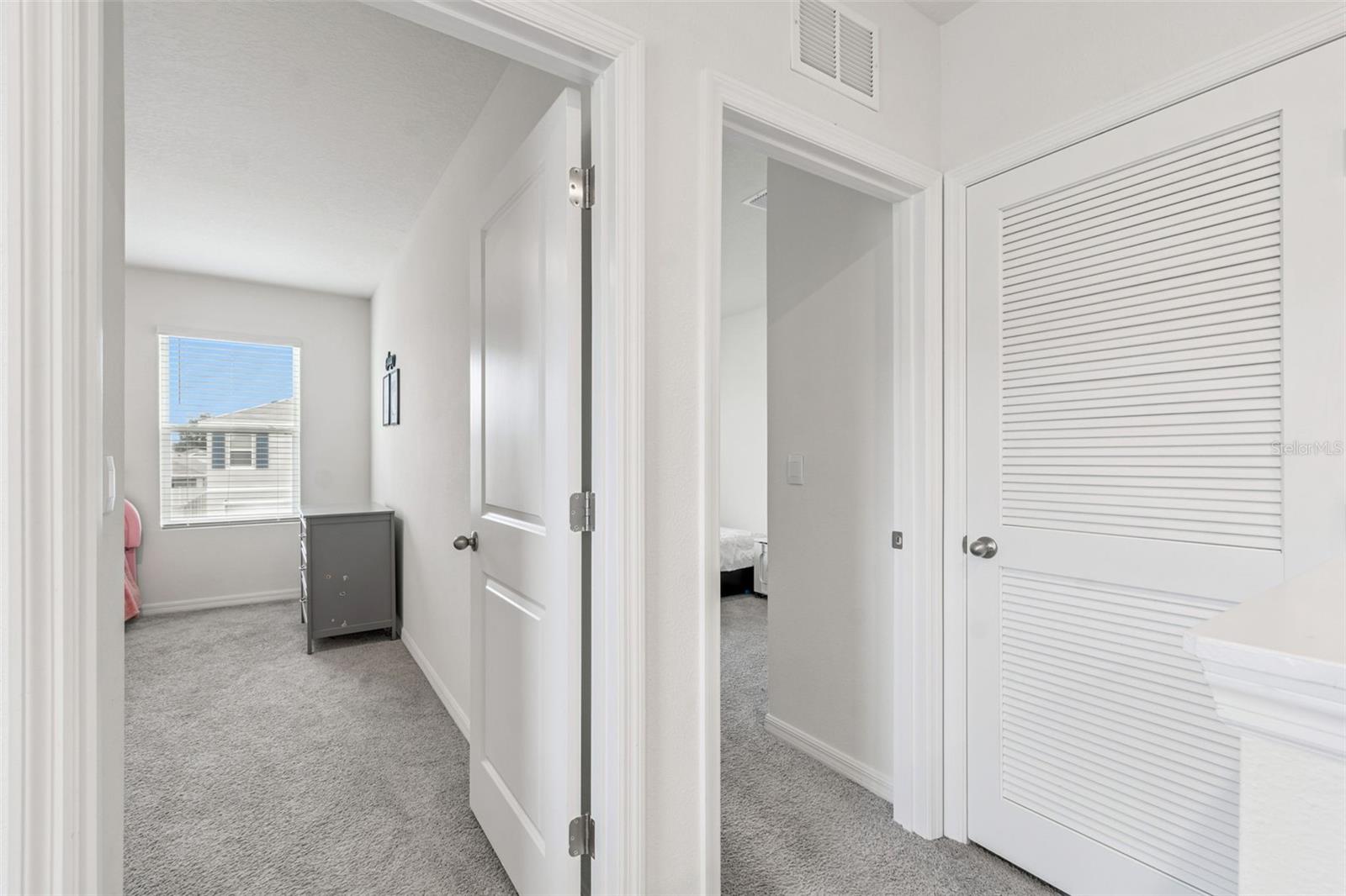 5667 CHORLEYWOOD LN — photo 42