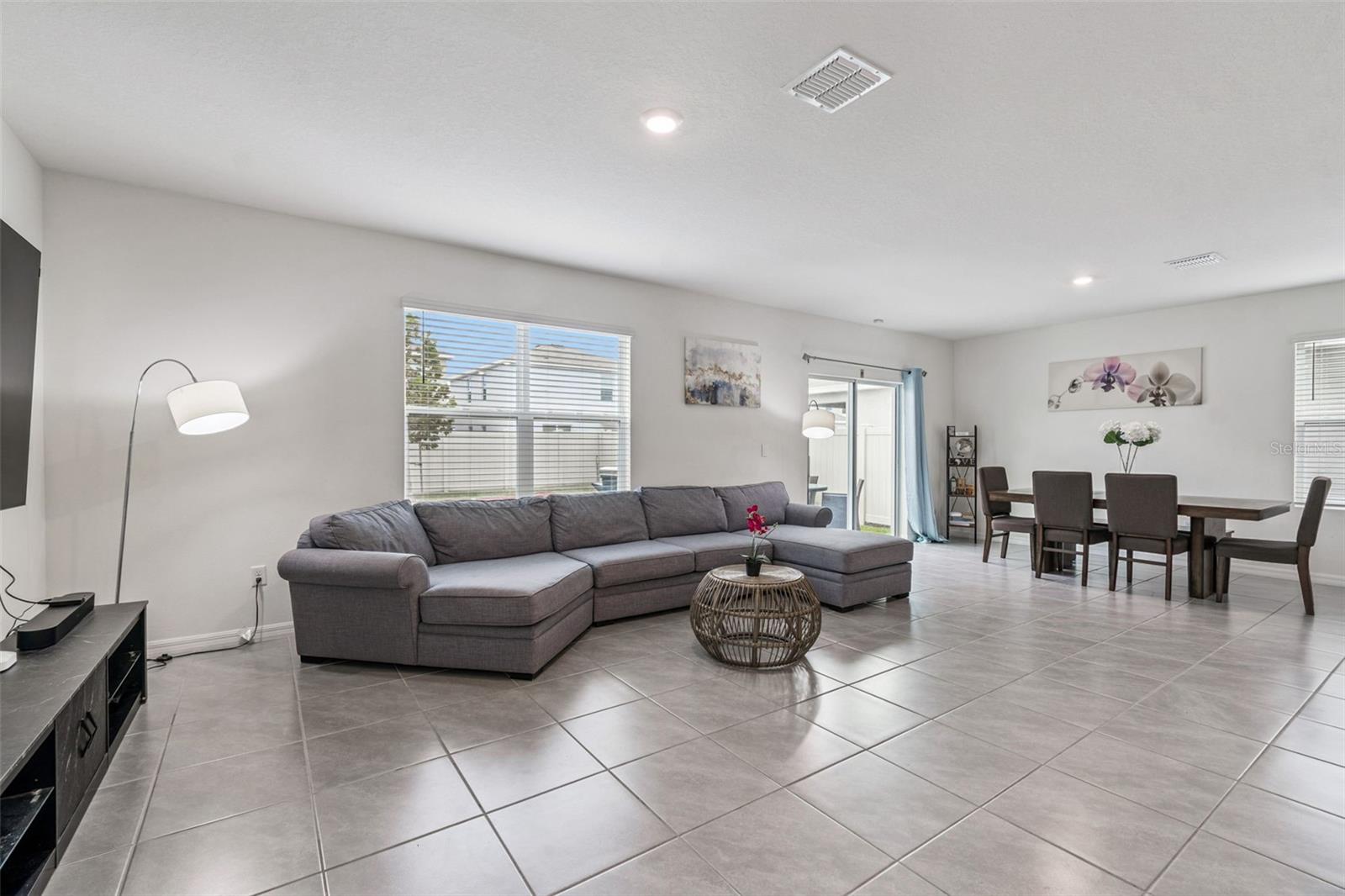 5667 CHORLEYWOOD LN — photo 15