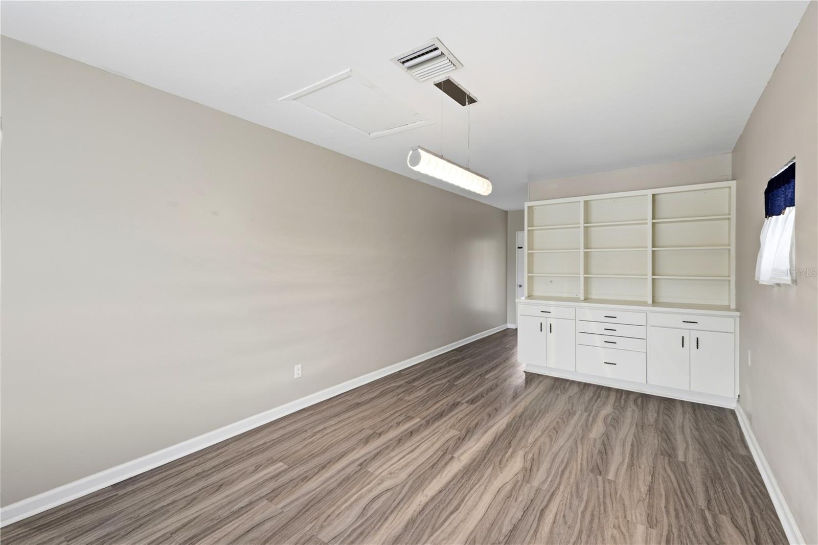1317 CYPRESS AVE — photo 16