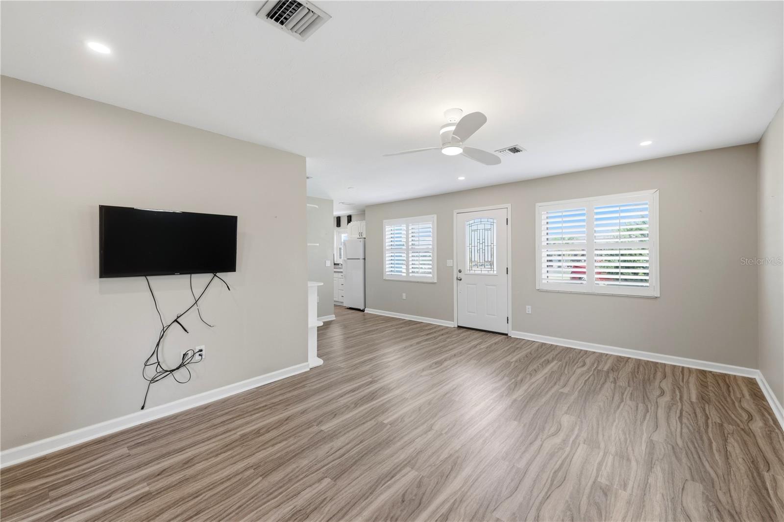 1317 CYPRESS AVE — photo 5