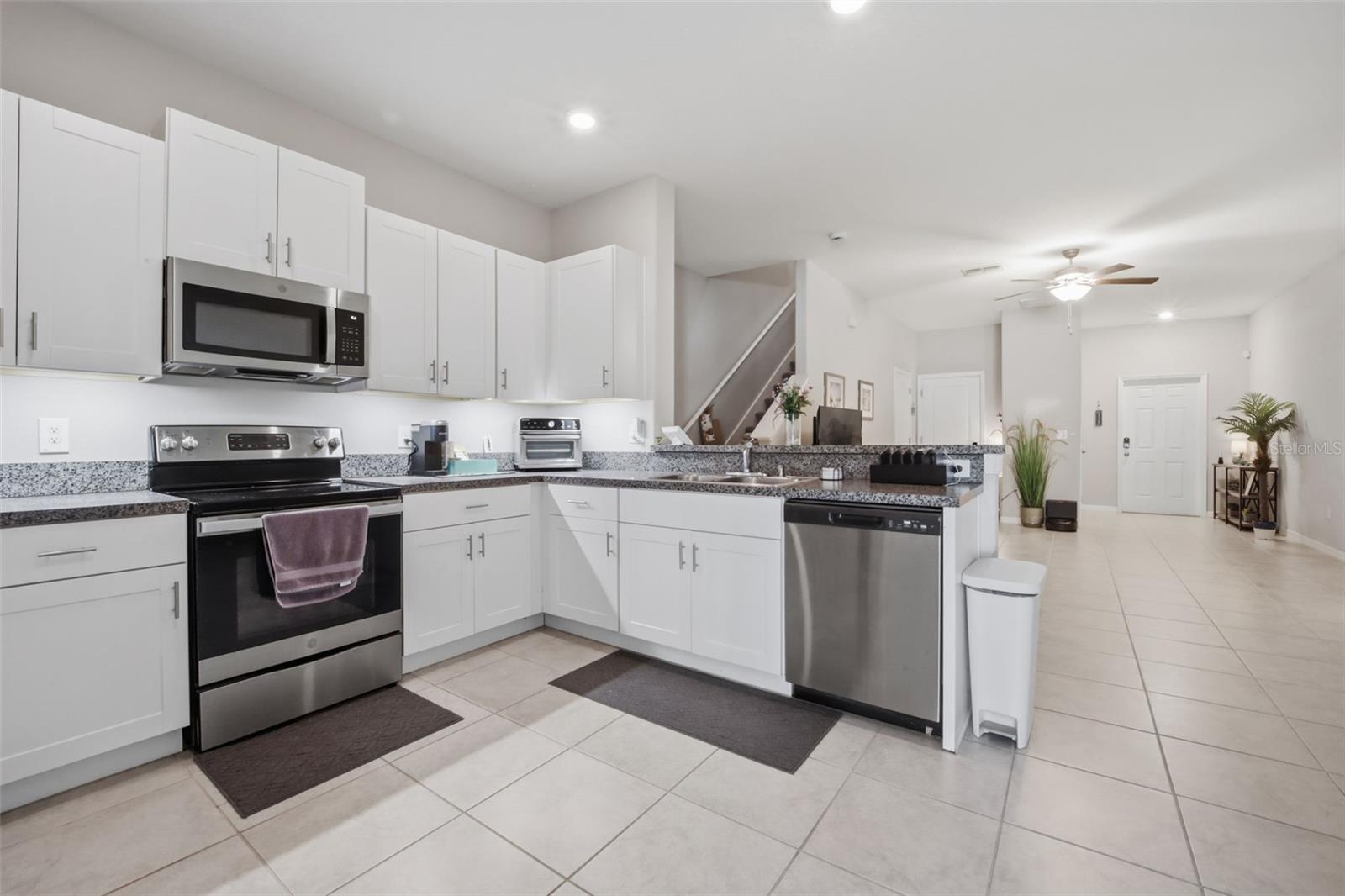 4459 GLOBE THISTLE DR — photo 3
