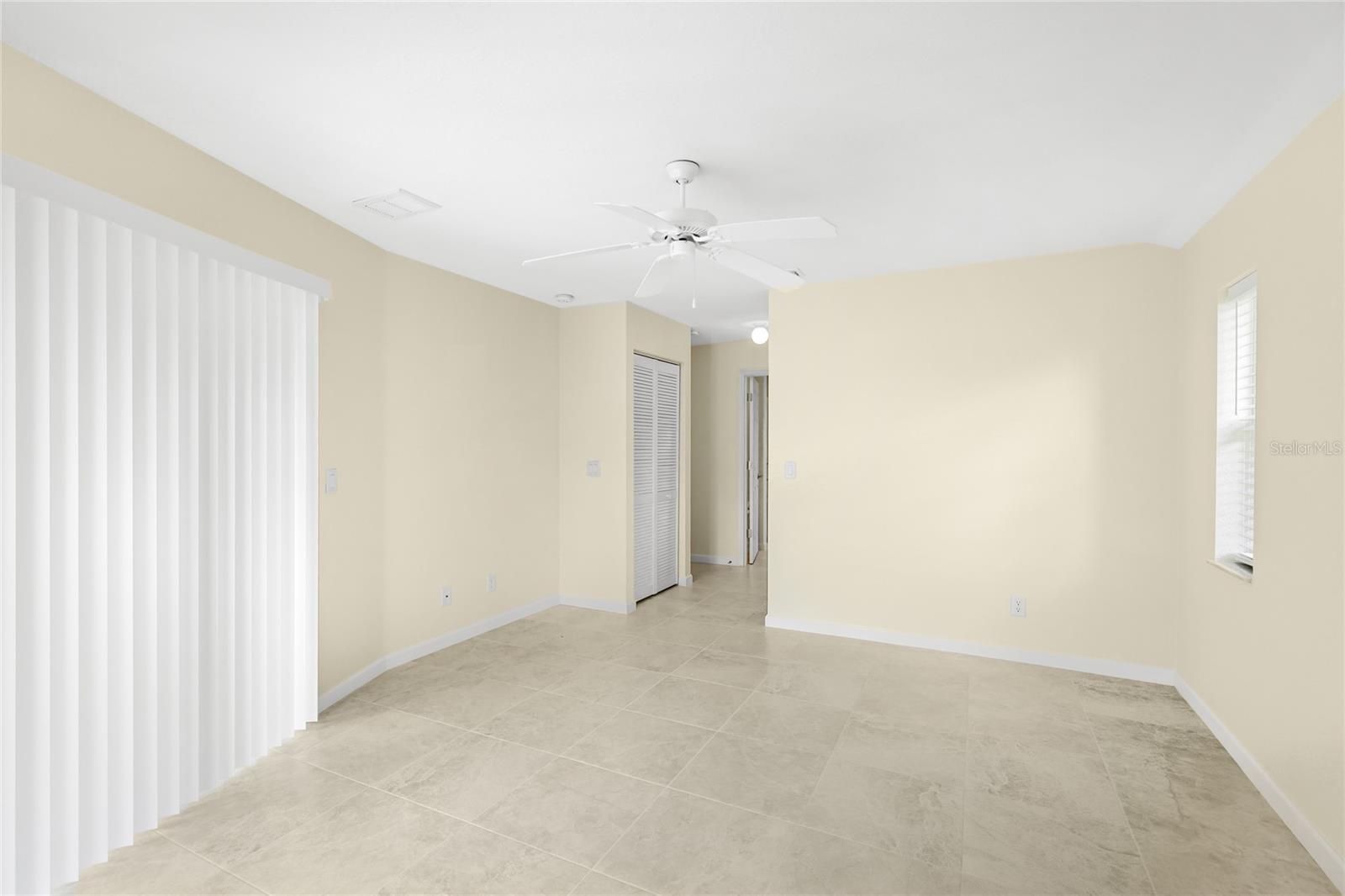 2451 ALTOONA AVE — photo 19