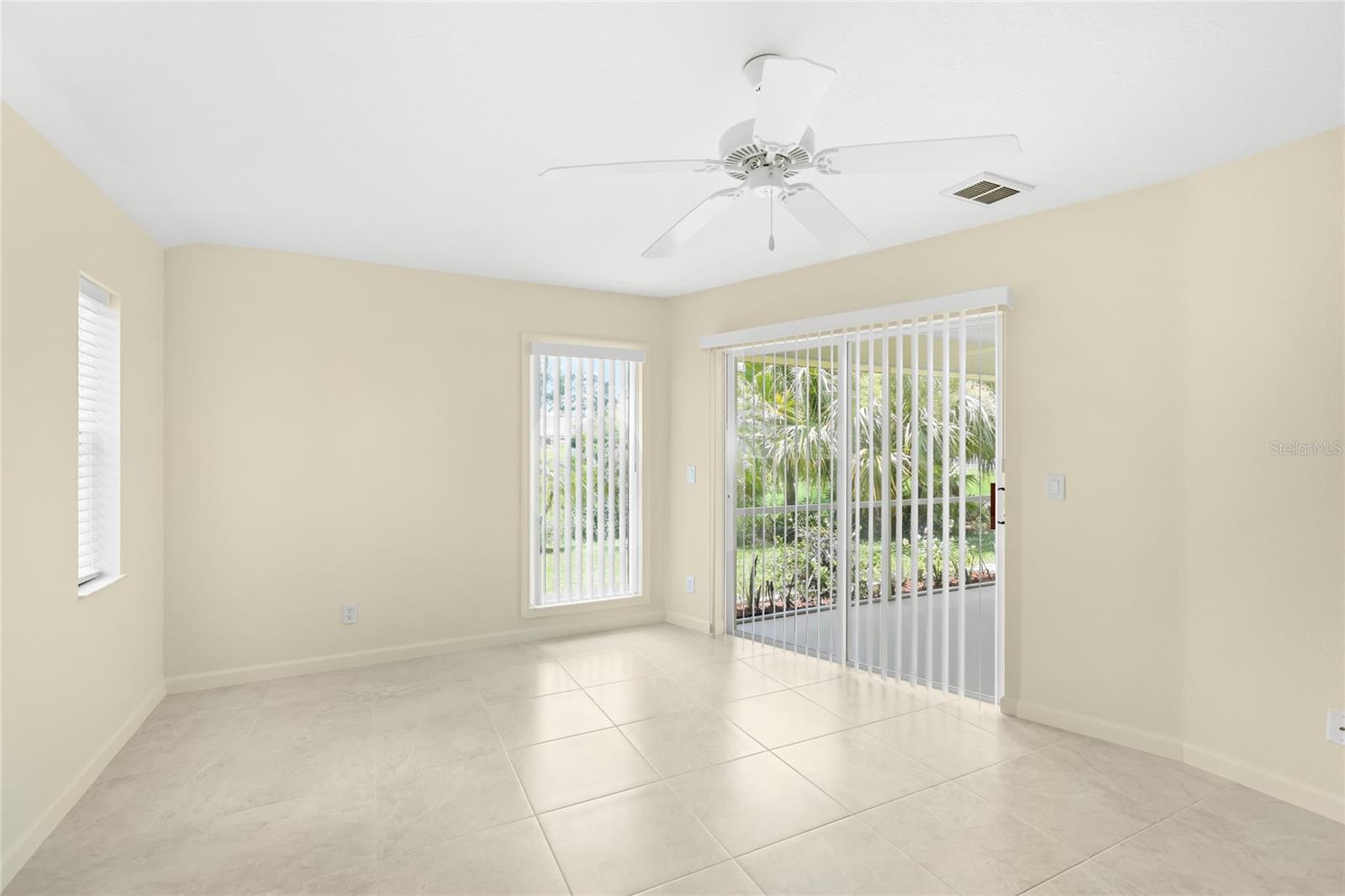 2451 ALTOONA AVE — photo 18