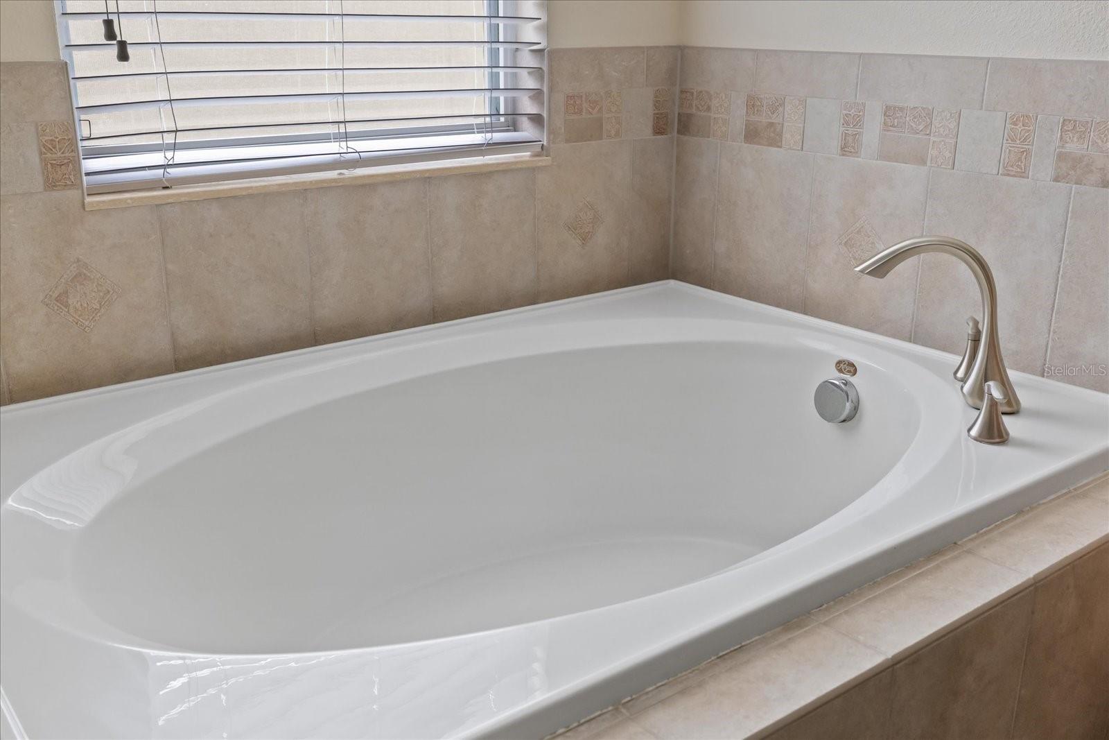 10616 LIBERTY BELL DR — photo 33