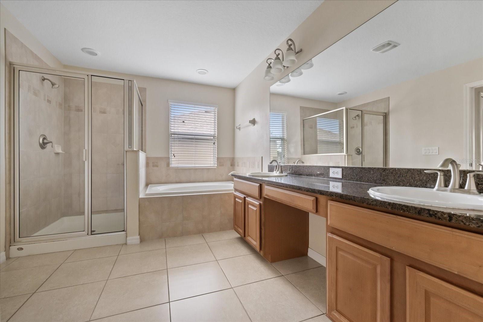 10616 LIBERTY BELL DR — photo 32