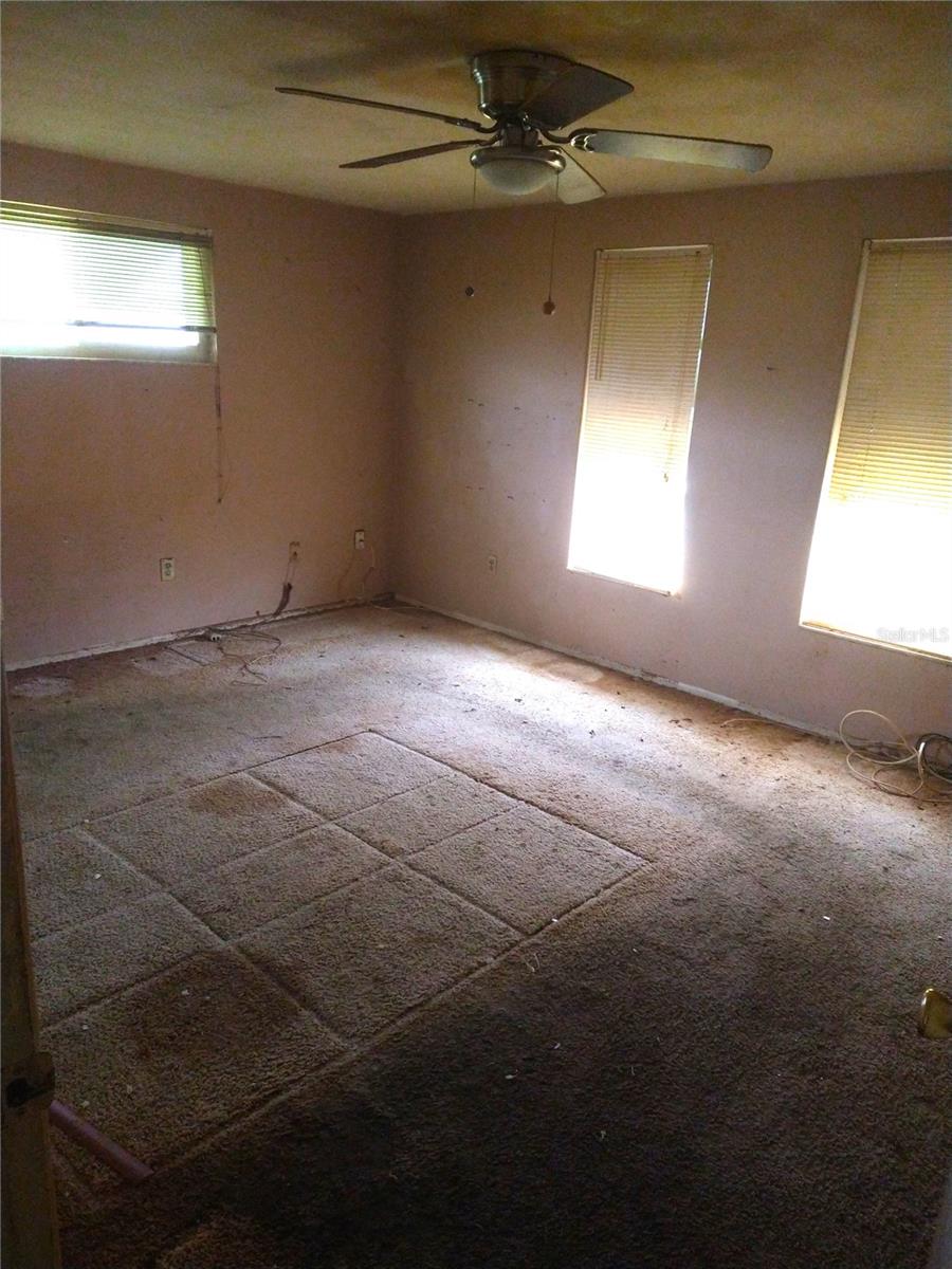6325 KENTFIELD AVE — photo 20