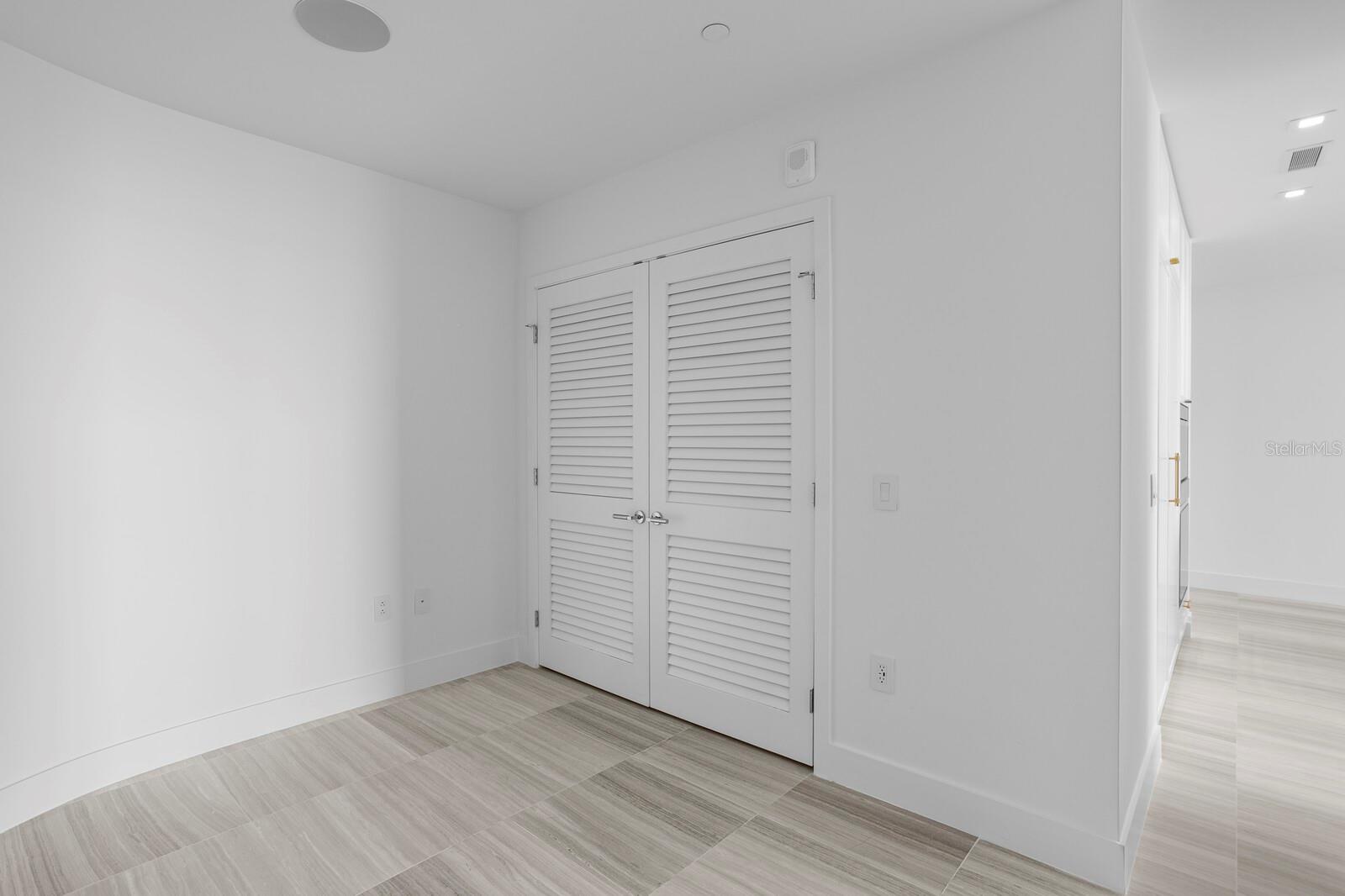 3015 S YSABELLA AVE #2402 — photo 39
