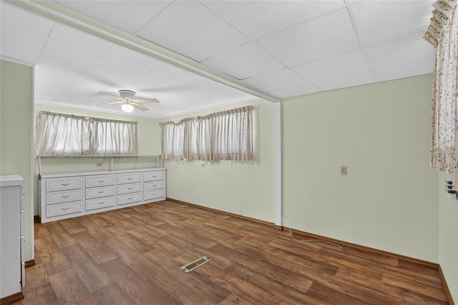 6004 ALPINE DR — photo 33