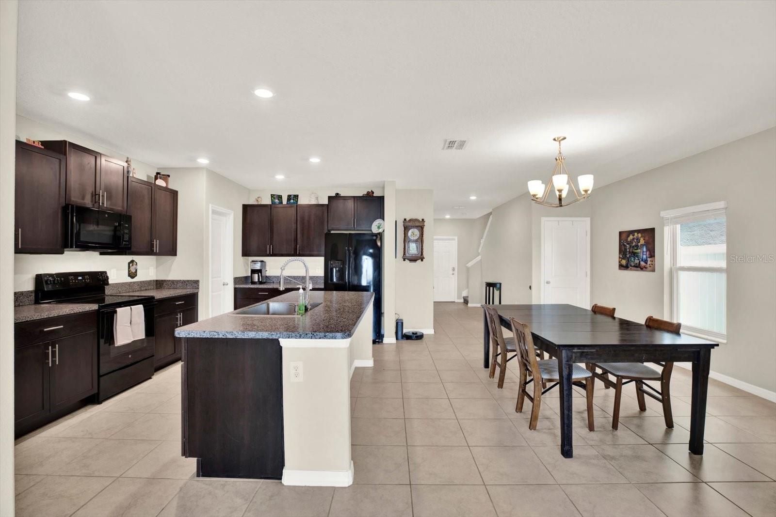 7505 SAMUEL IVY DR — photo 16
