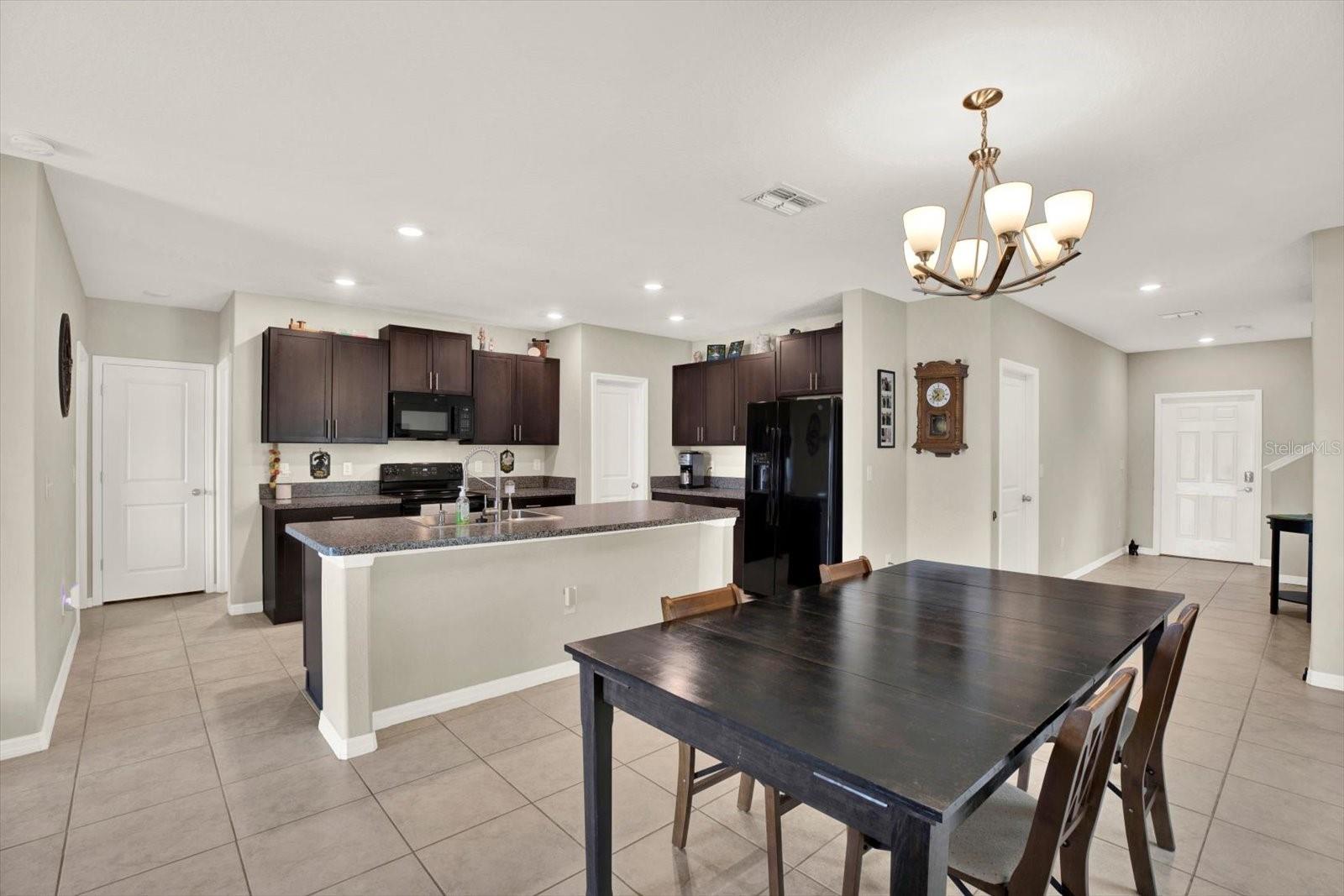7505 SAMUEL IVY DR — photo 11