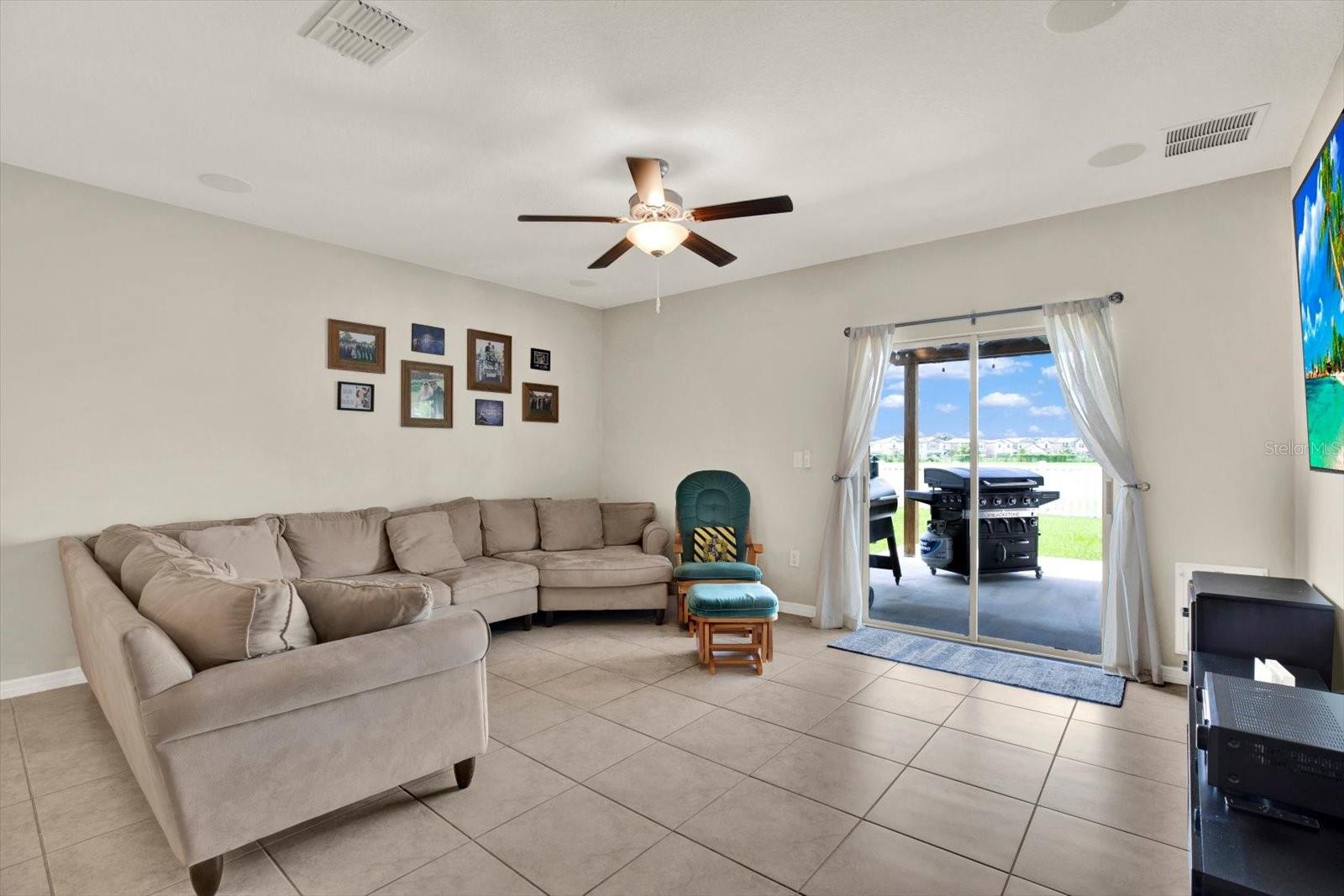 7505 SAMUEL IVY DR — photo 18