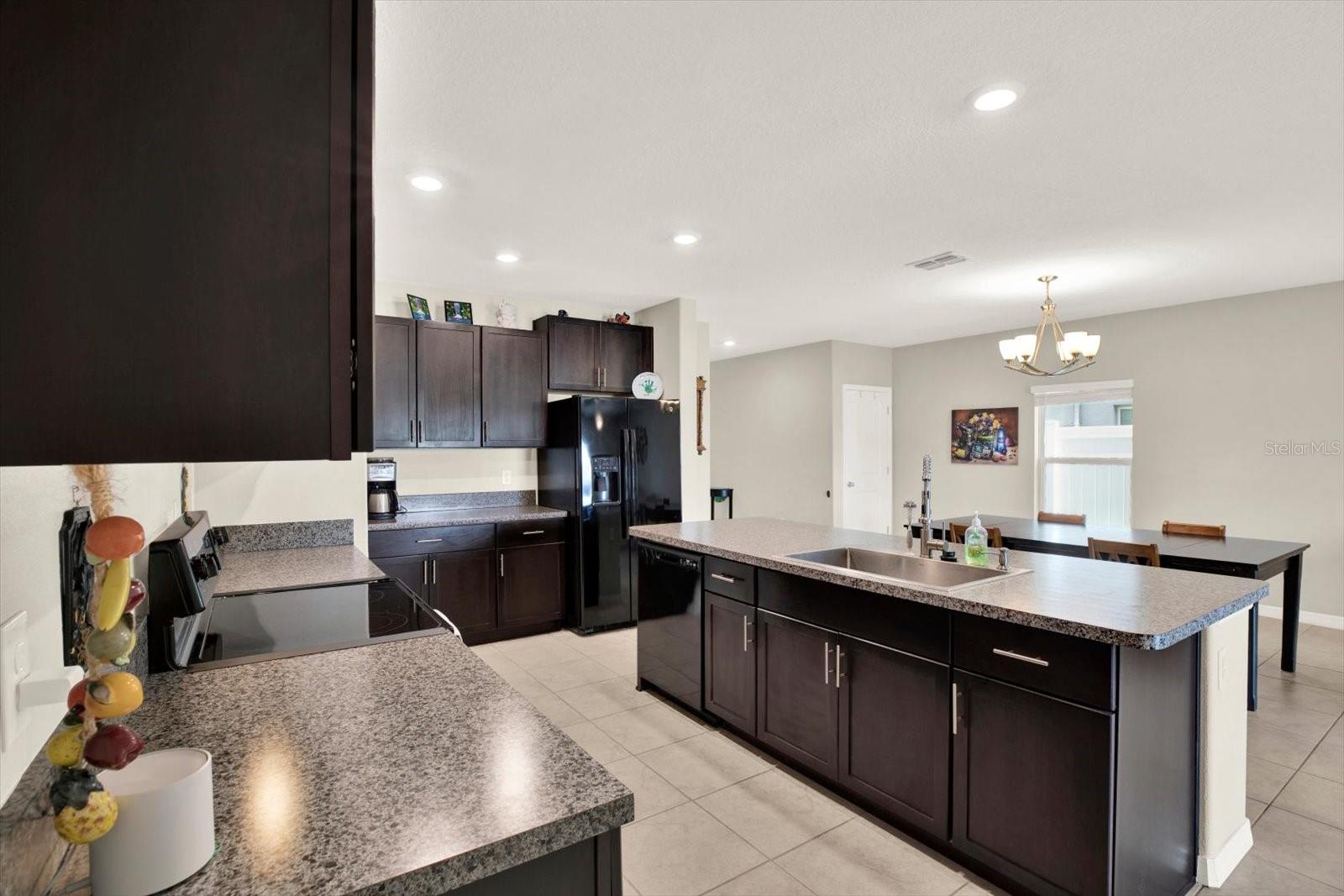 7505 SAMUEL IVY DR — photo 14
