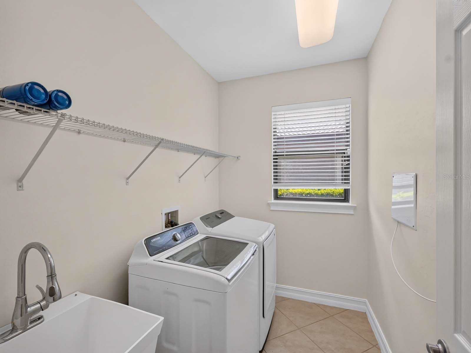 1093 BLUFFWOOD DR — photo 45