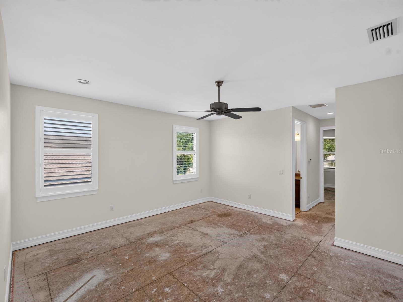 1093 BLUFFWOOD DR — photo 27