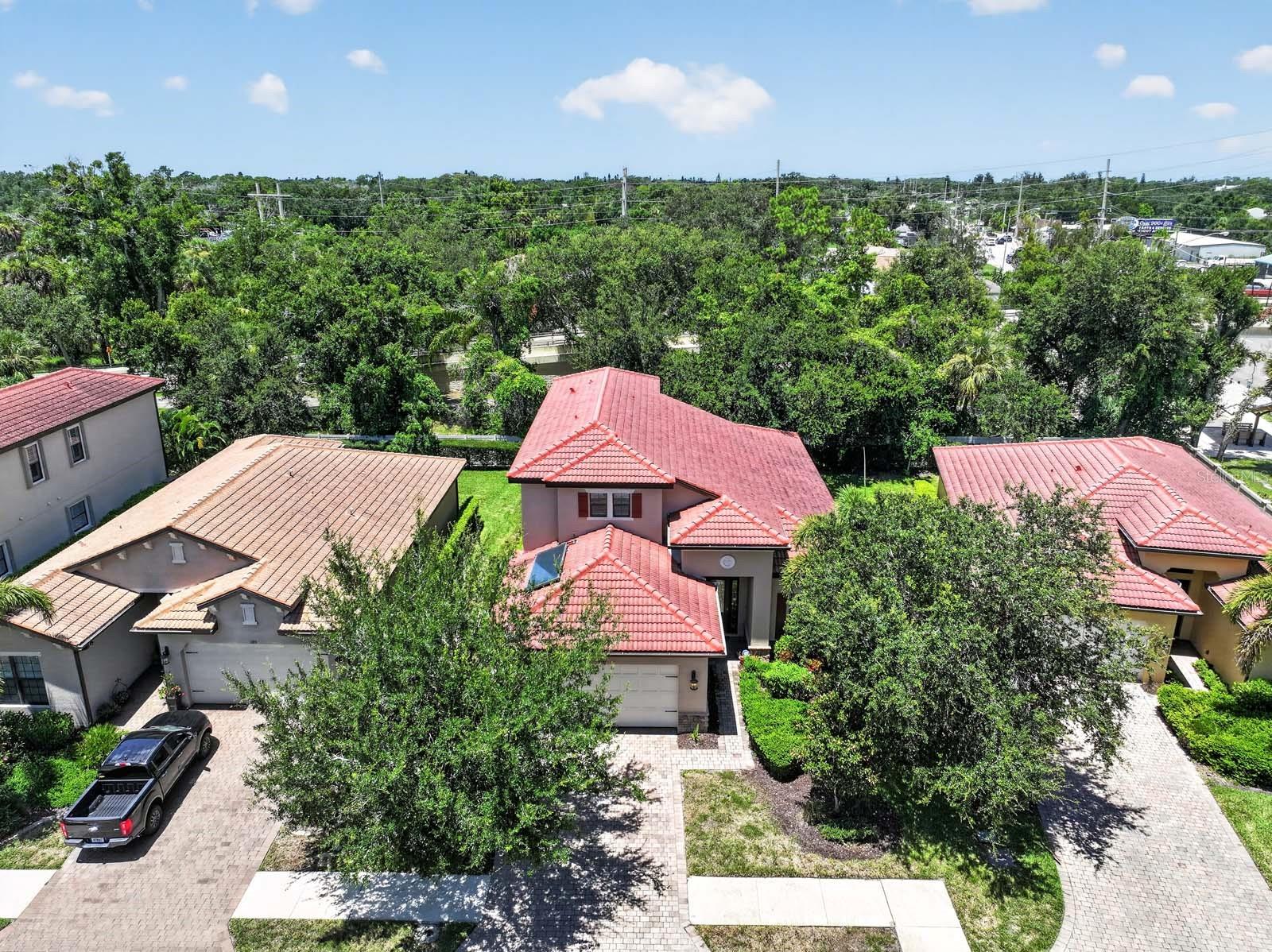 1093 BLUFFWOOD DR — photo 36