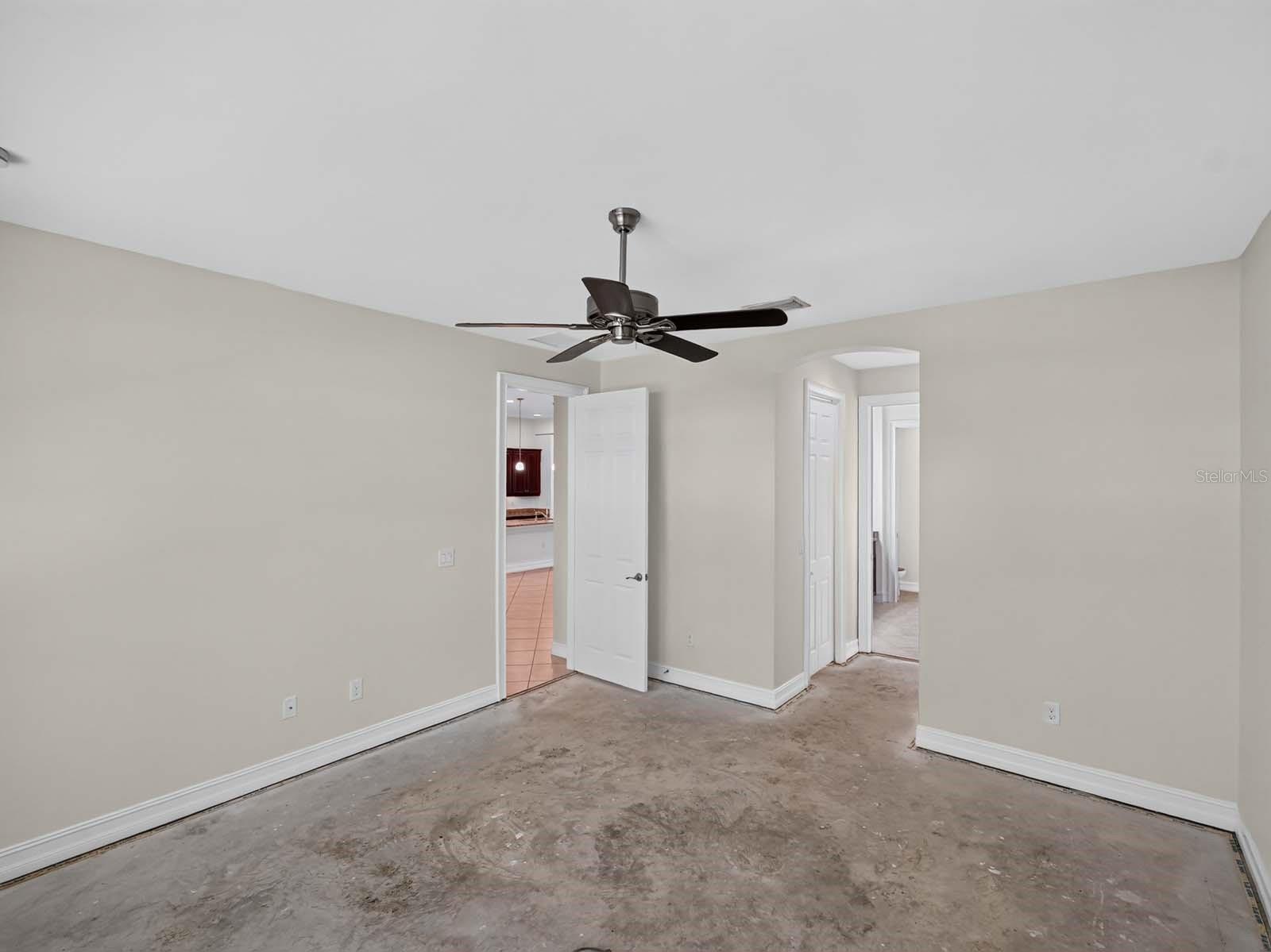 1093 BLUFFWOOD DR — photo 64