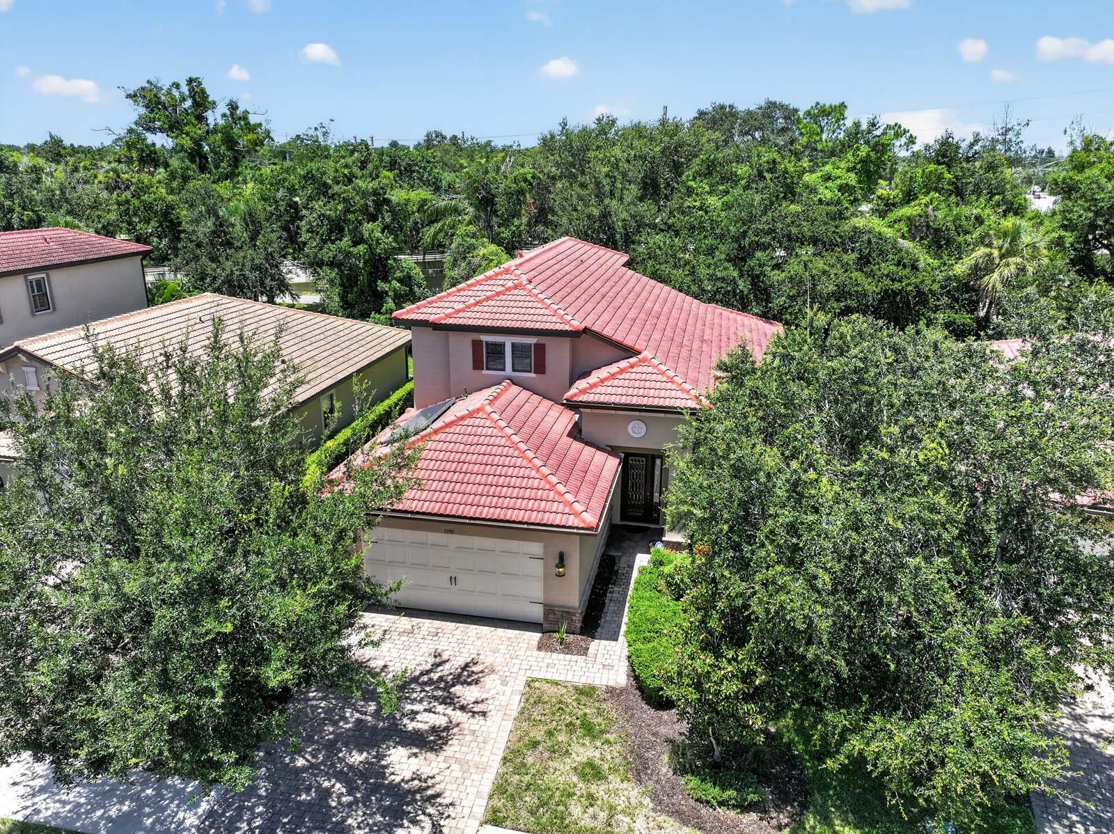 1093 BLUFFWOOD DR — photo 44