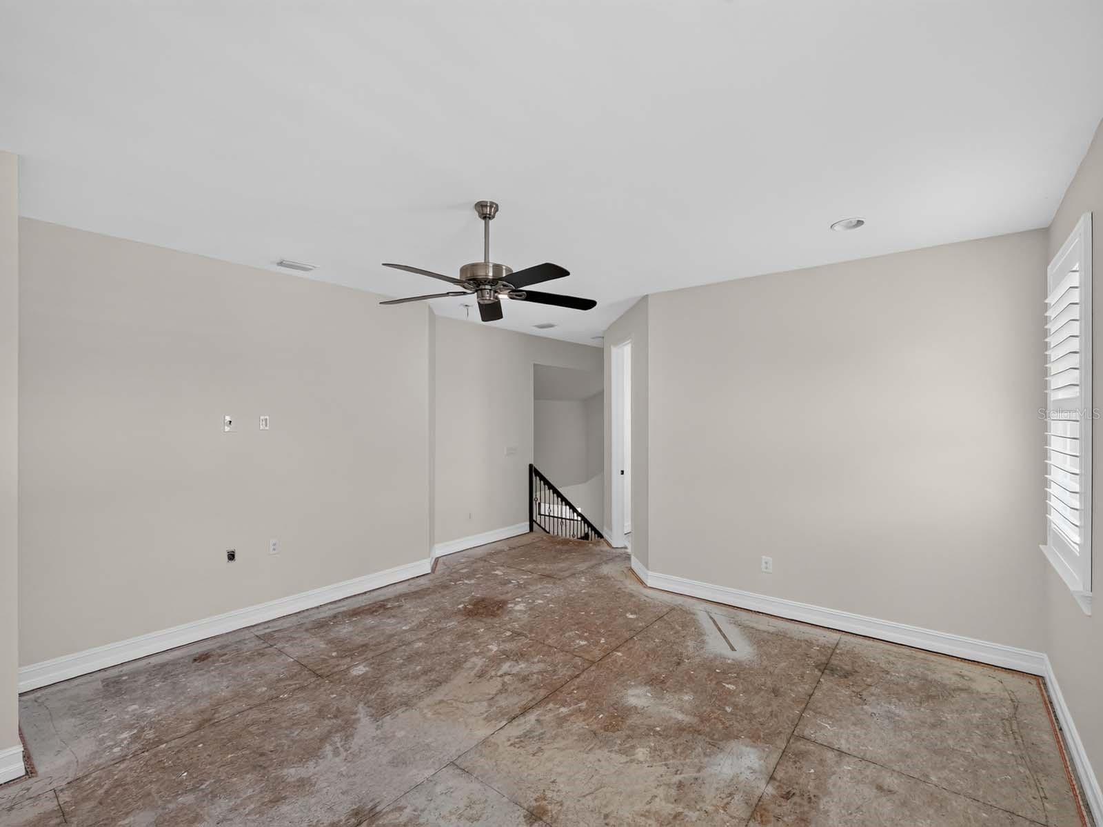 1093 BLUFFWOOD DR — photo 29