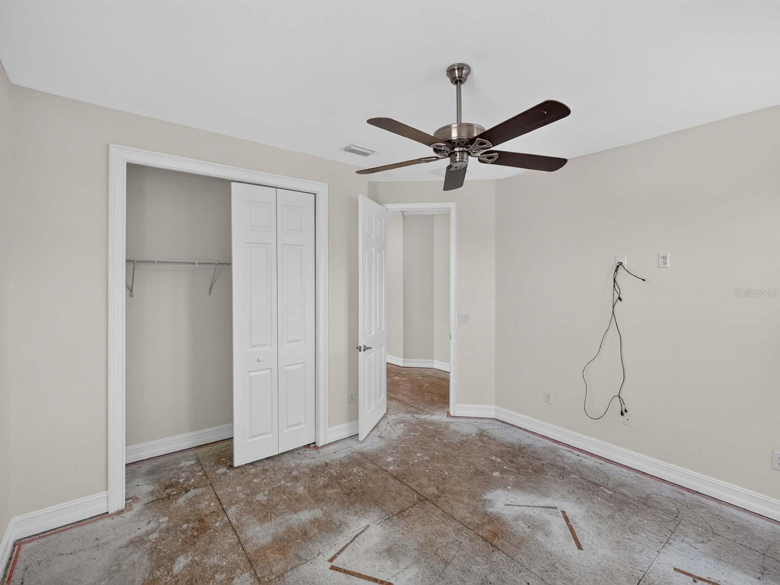 1093 BLUFFWOOD DR — photo 31