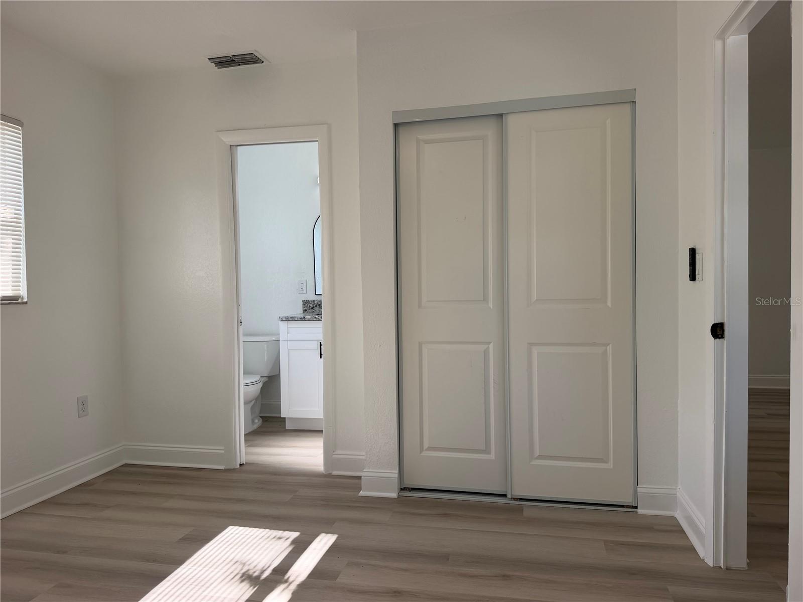 1705 E BIRD ST — photo 6