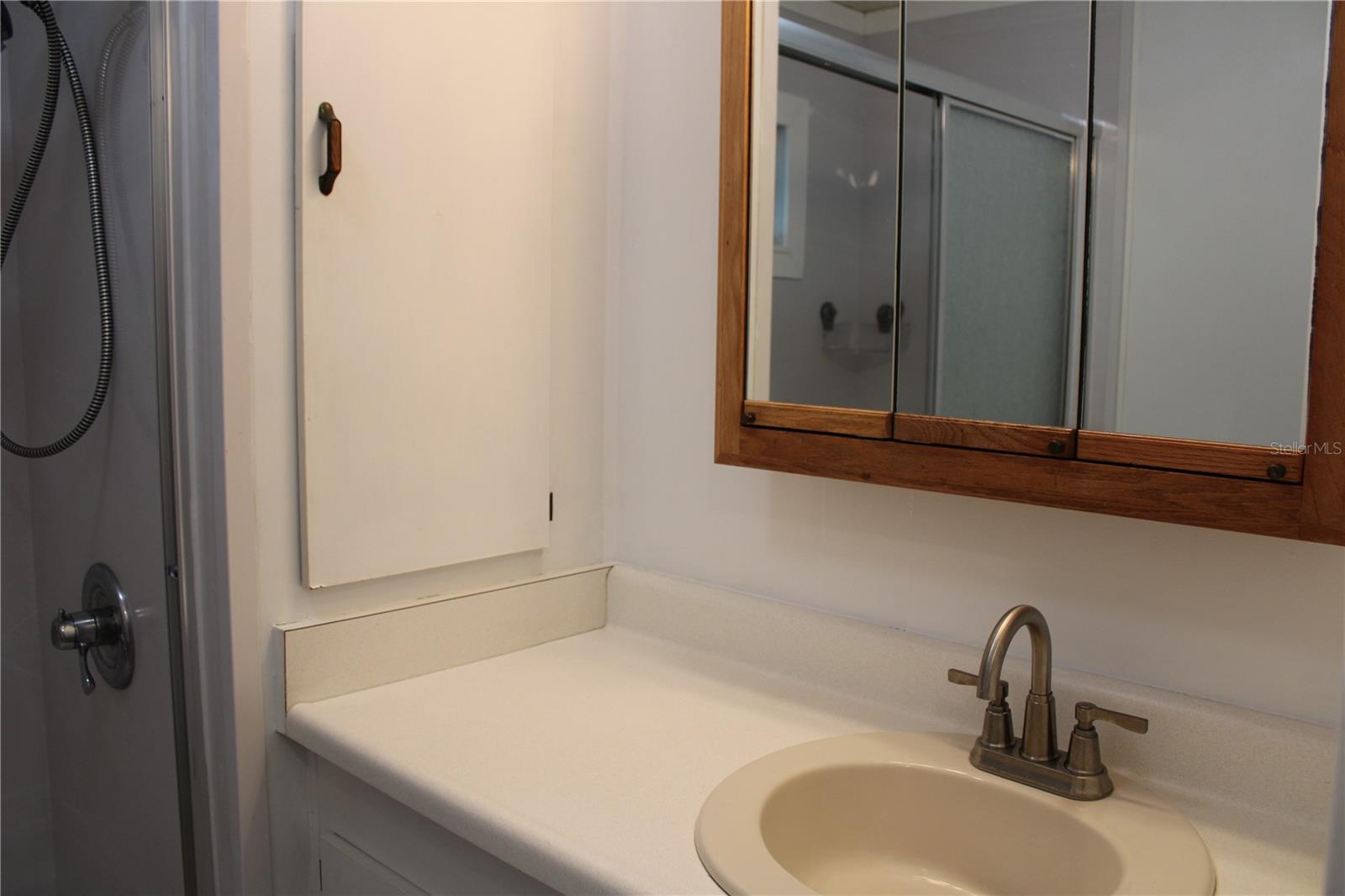 204 50TH AVENUE DR W — photo 21