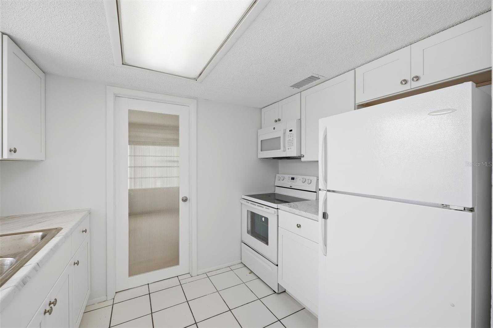 5018 LILLILEA LN — photo 10