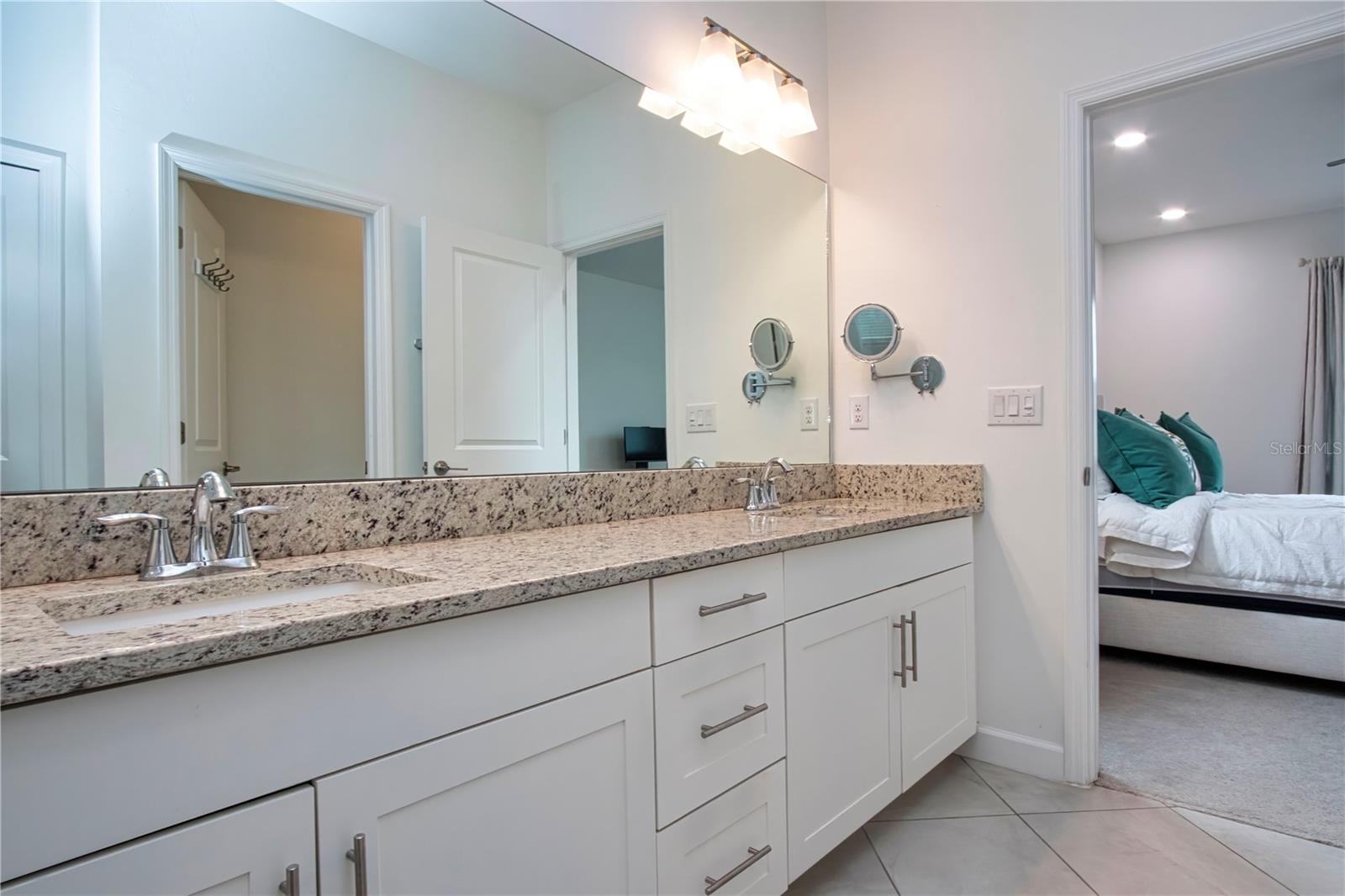 5160 CORAL REEF WAY — photo 31