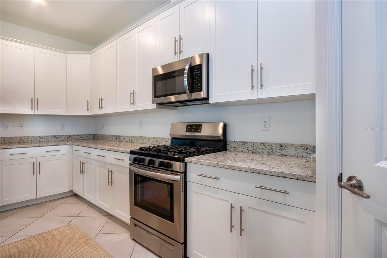5160 CORAL REEF WAY — photo 21