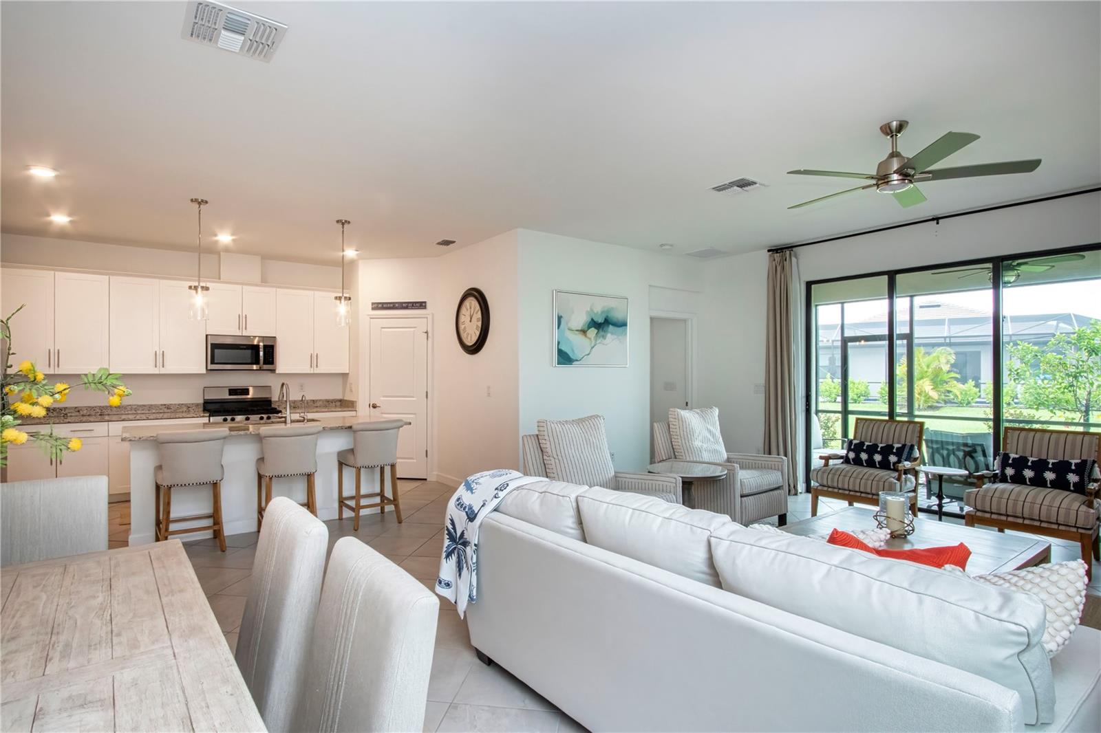 5160 CORAL REEF WAY — photo 12