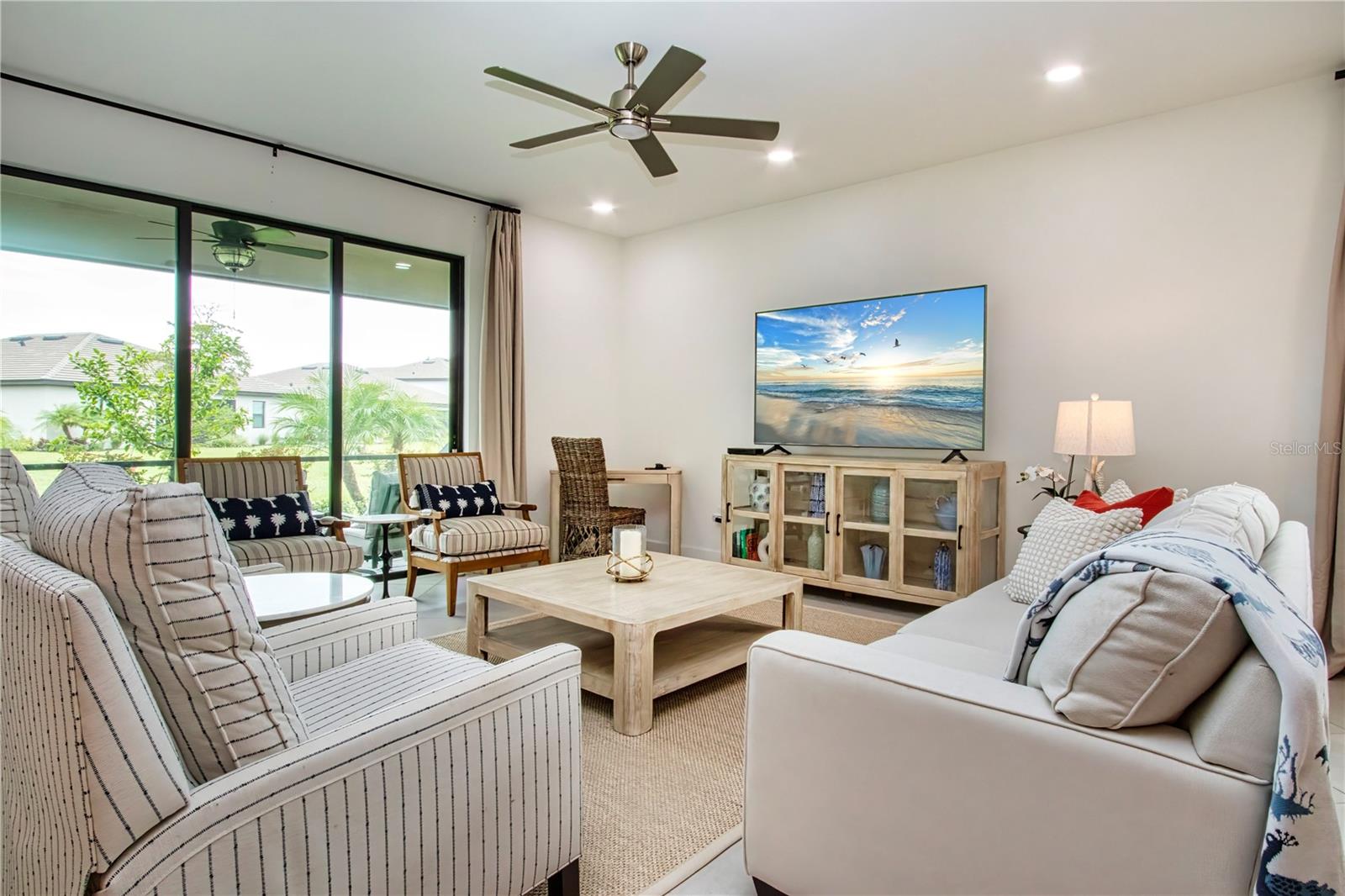 5160 CORAL REEF WAY — photo 6