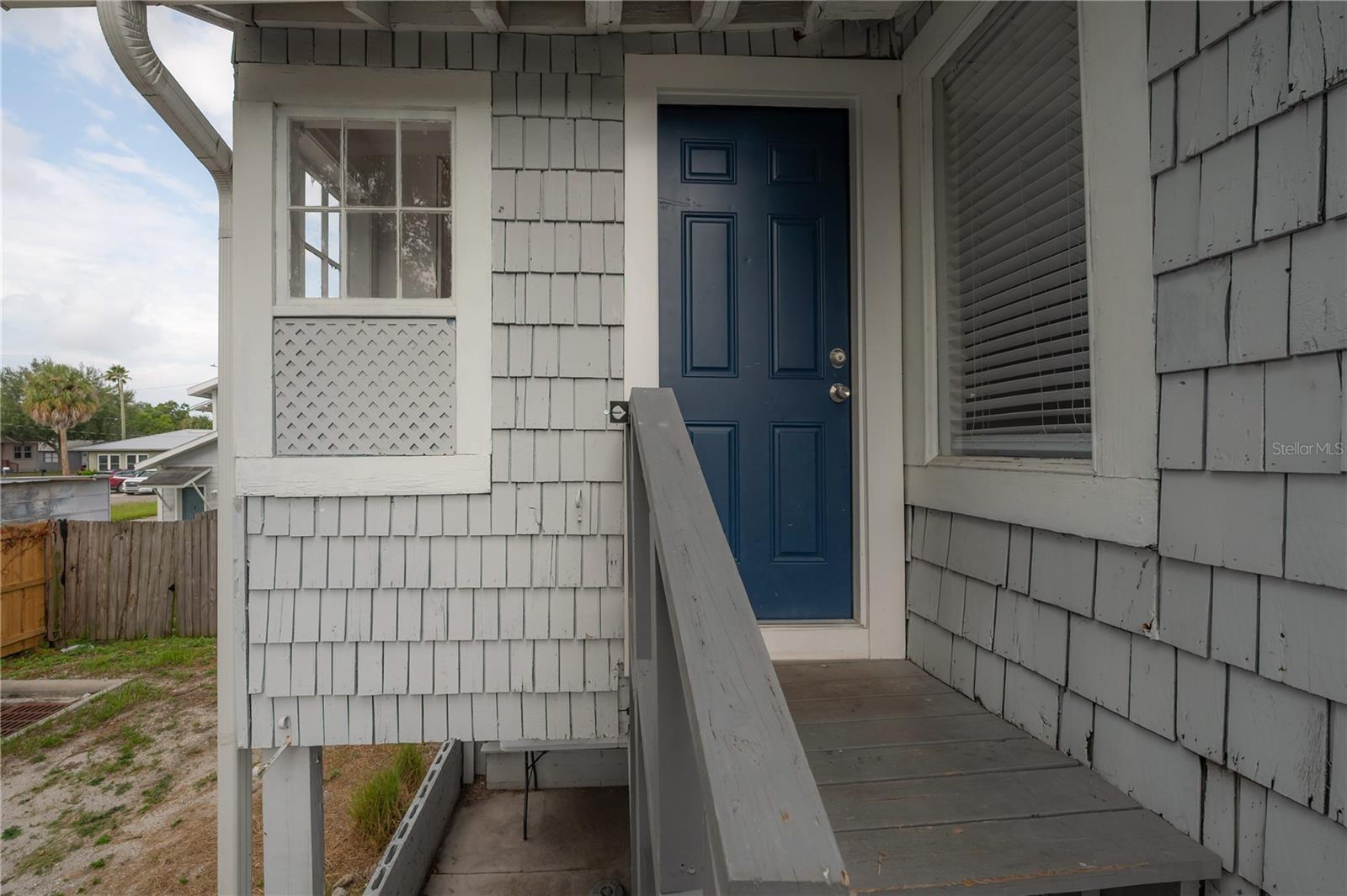 405 E CAYUGA ST — photo 22
