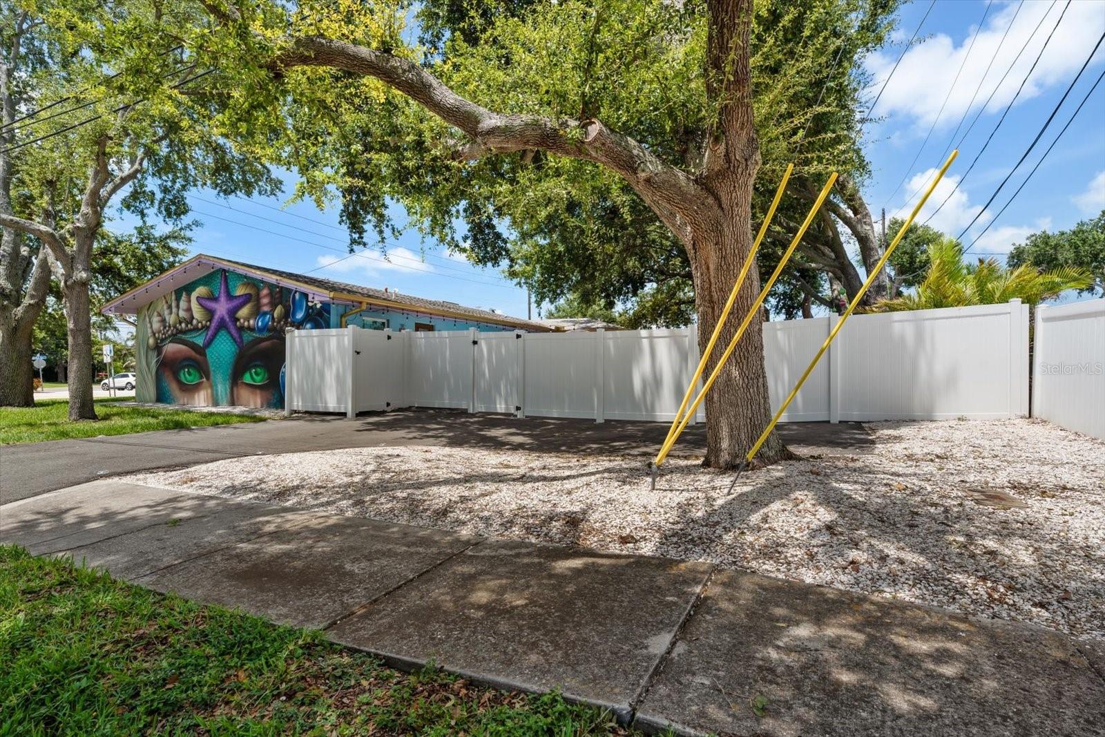 2050 W BAY DR — photo 54