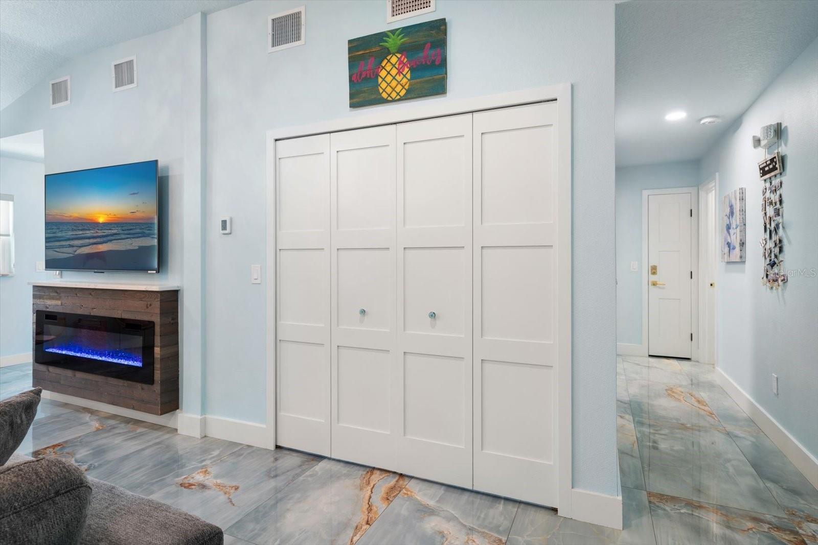 2050 W BAY DR — photo 32