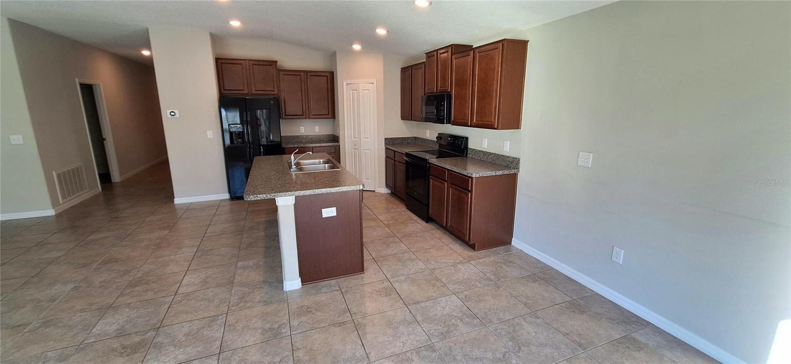 39934 DAWSON CHASE DR — photo 12