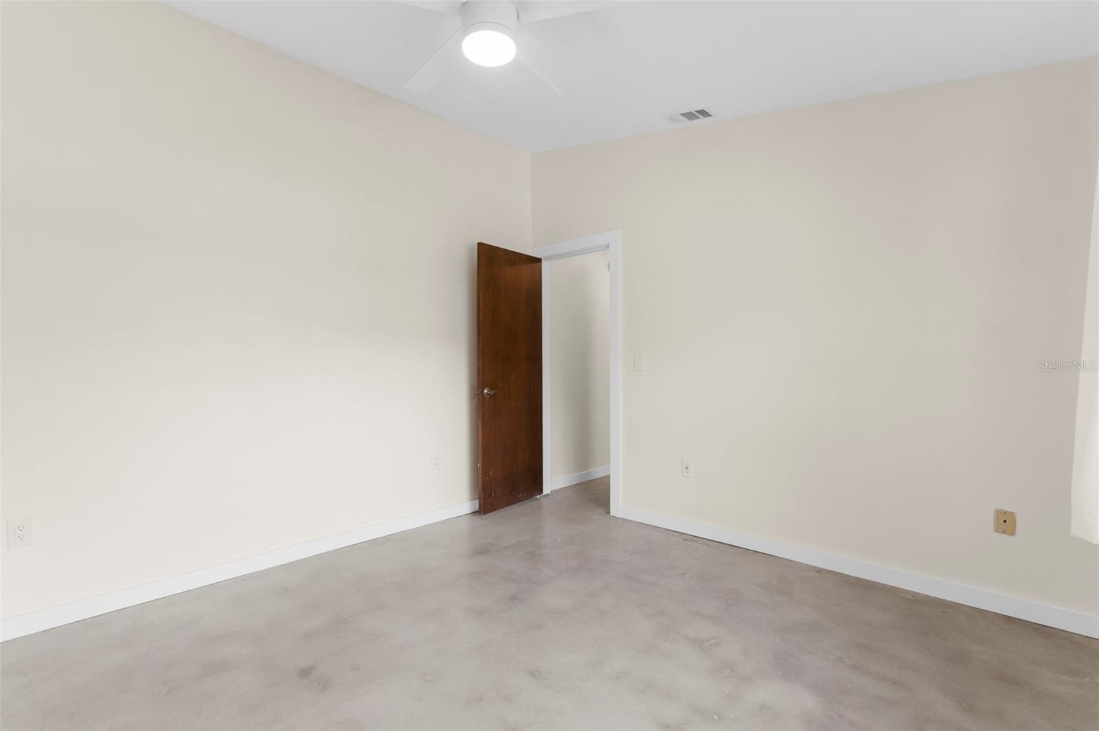 4250 MARLOWE DR — photo 21