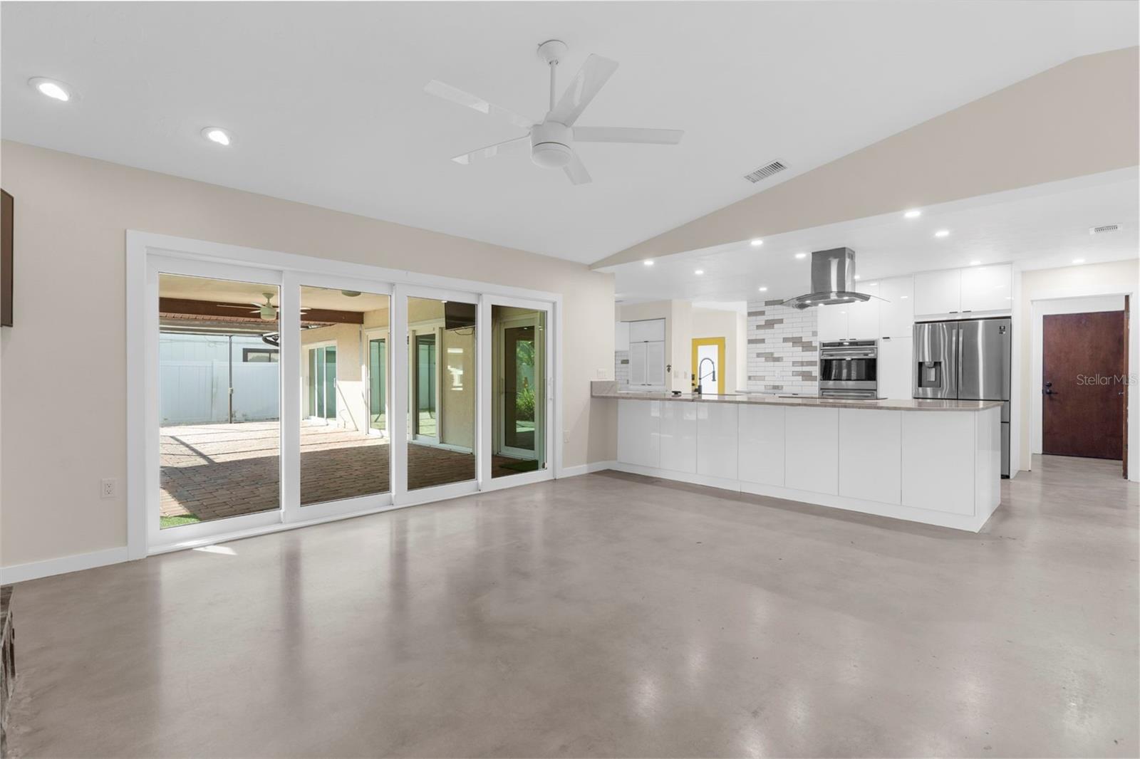 4250 MARLOWE DR — photo 17