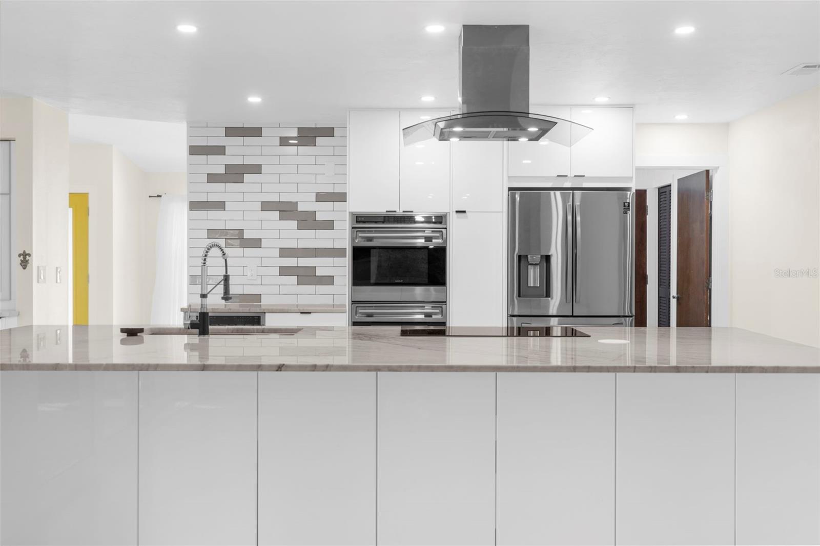 4250 MARLOWE DR — photo 16