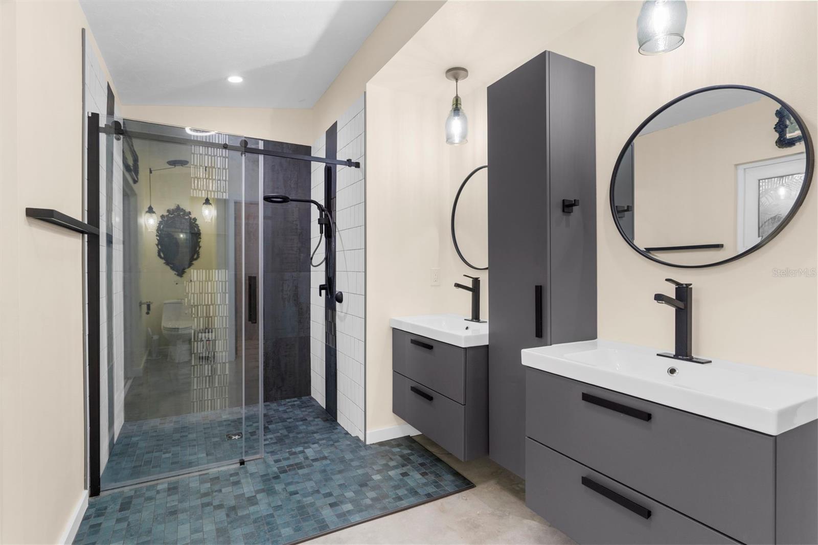 4250 MARLOWE DR — photo 5