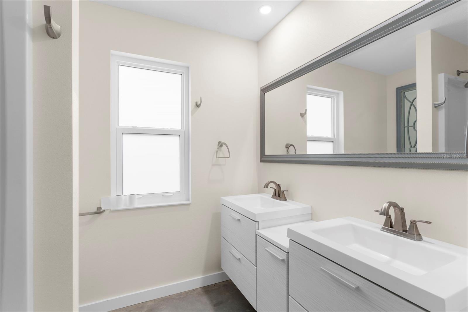 4250 MARLOWE DR — photo 22
