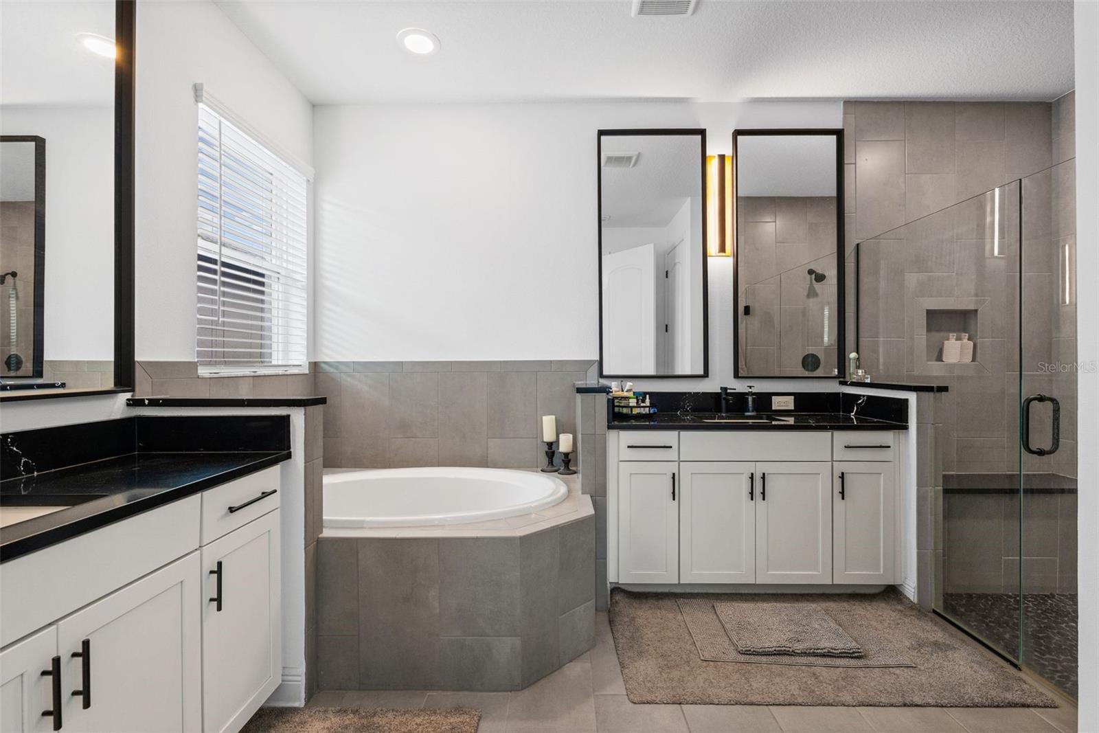 1024 FERNLEAF RUN — photo 28
