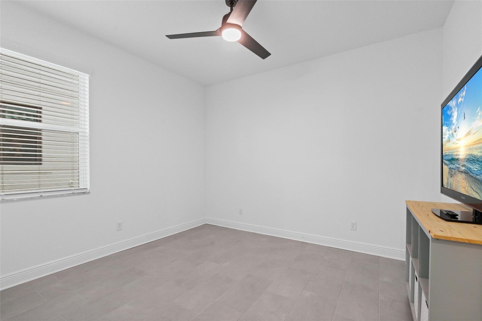 1024 FERNLEAF RUN — photo 34