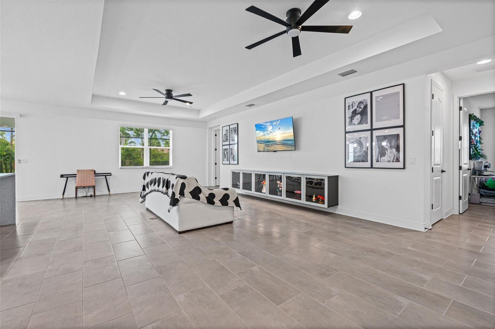 1024 FERNLEAF RUN — photo 8