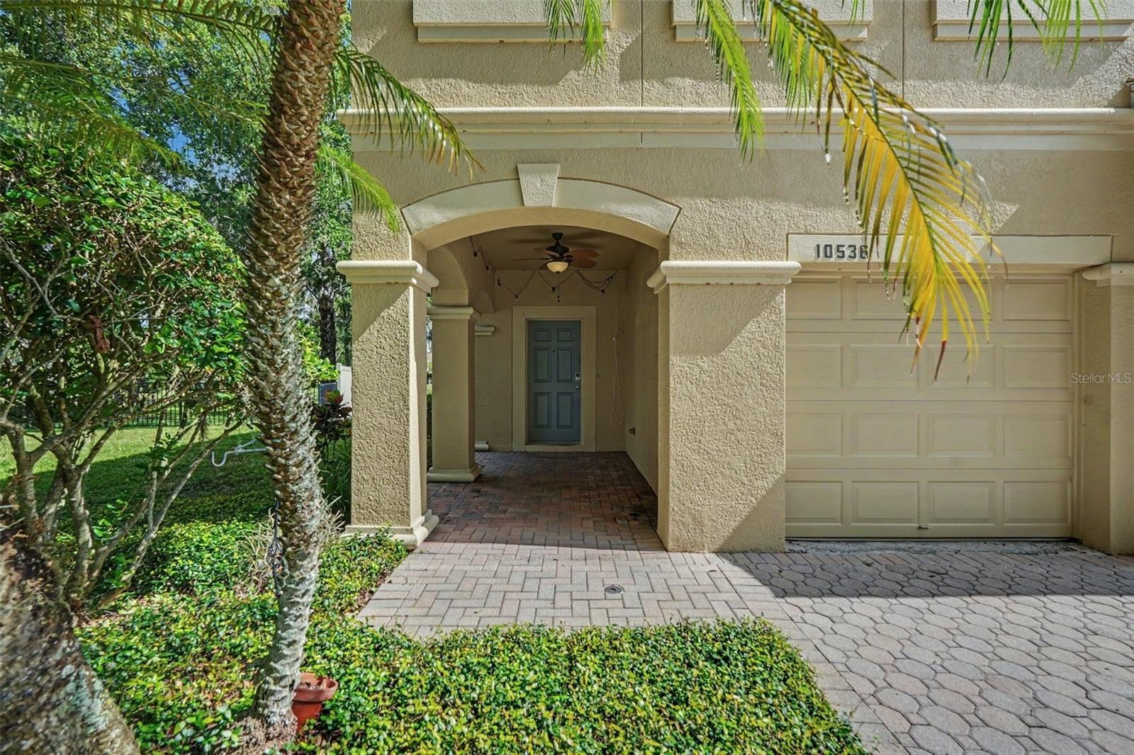 10536 SHADY FALLS CT — photo 2