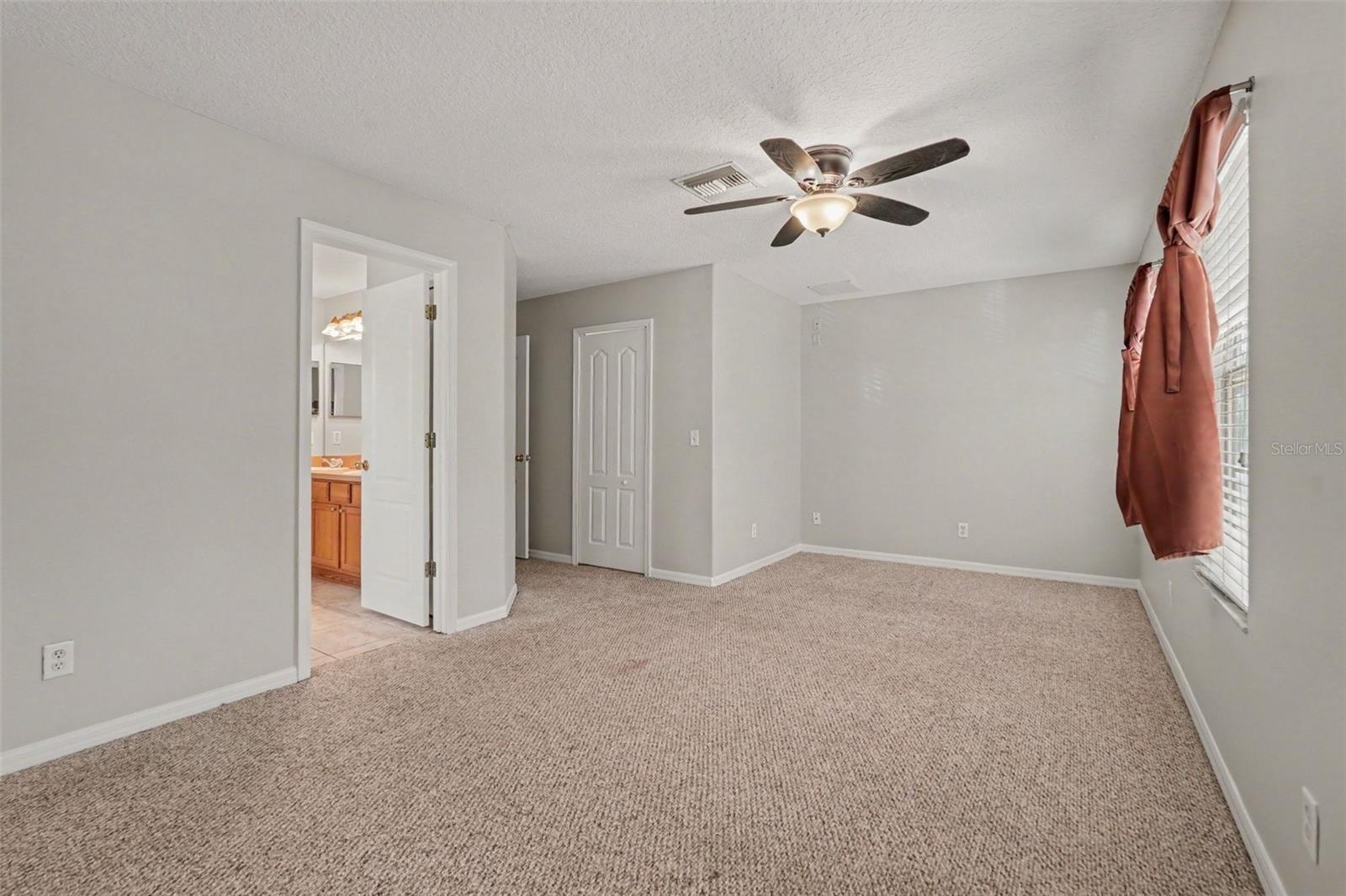 10536 SHADY FALLS CT — photo 8