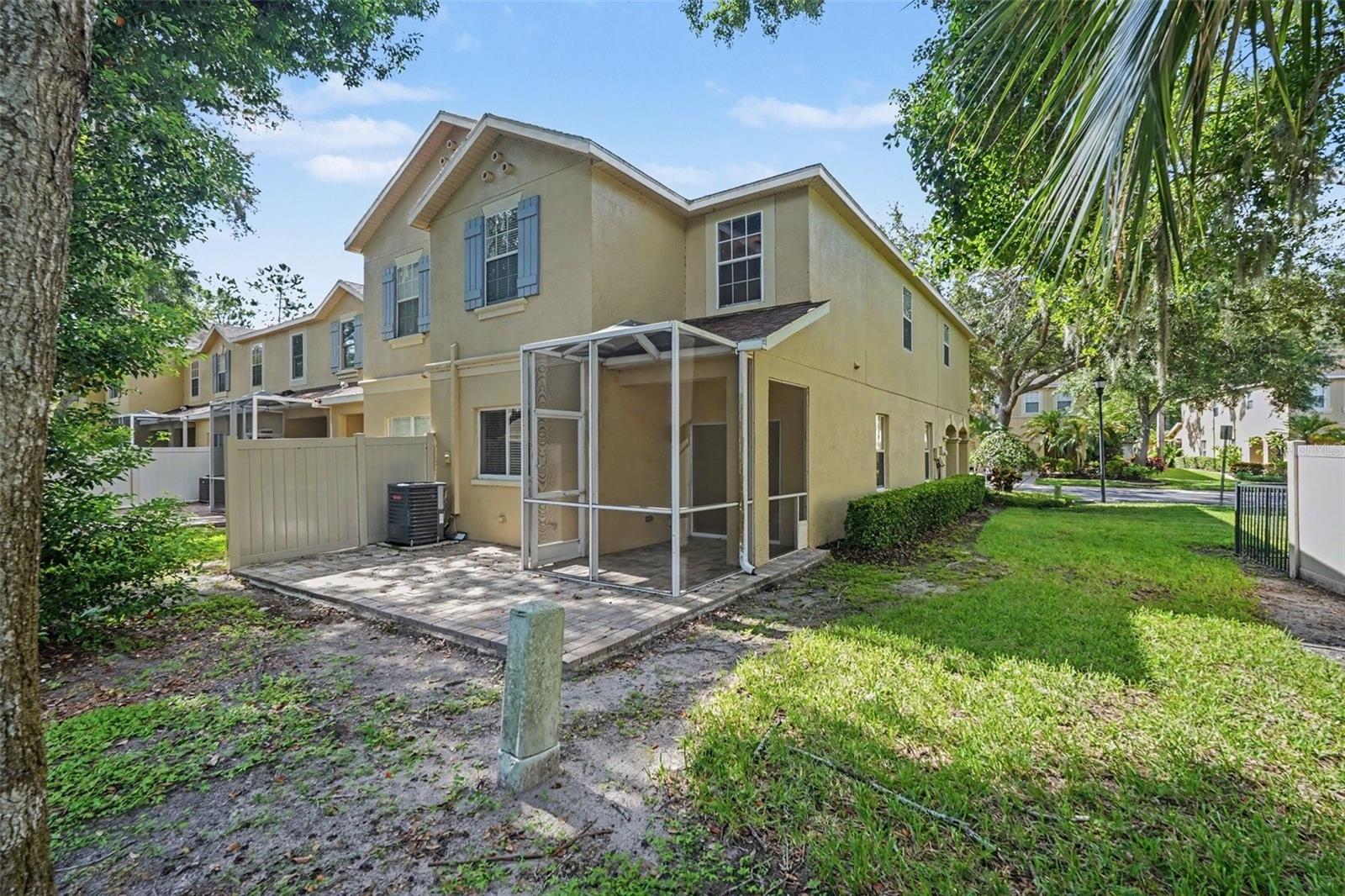 10536 SHADY FALLS CT — photo 22