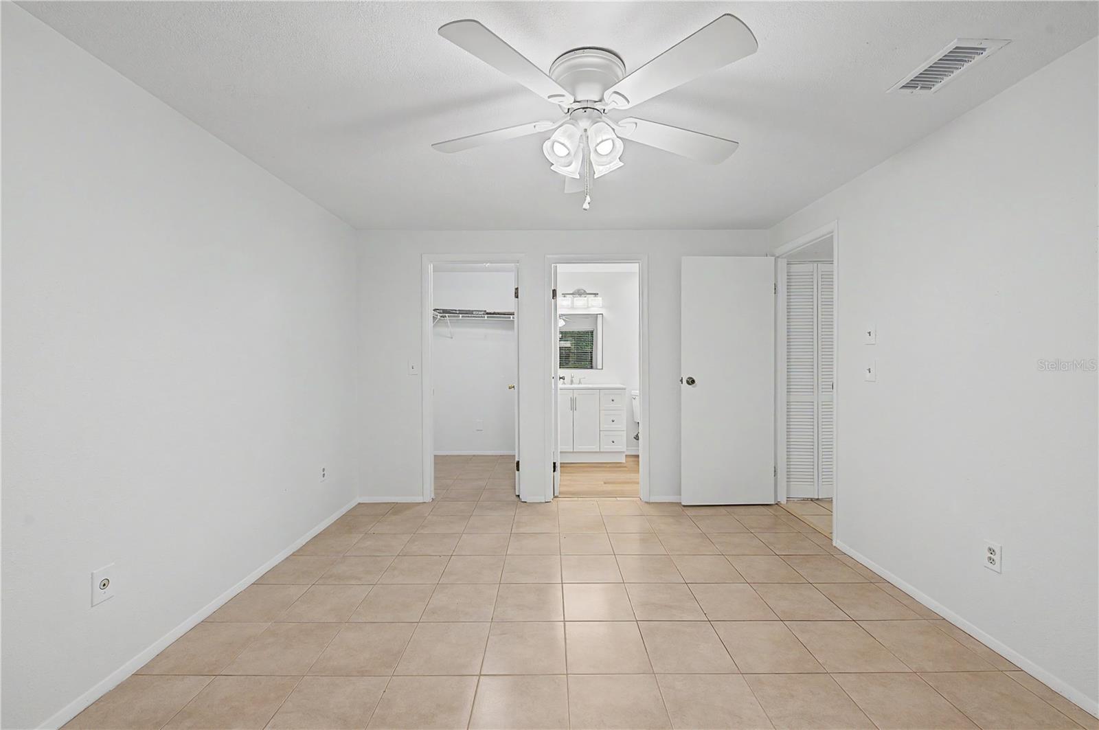 123 LOBLOLLY CT #A — photo 14